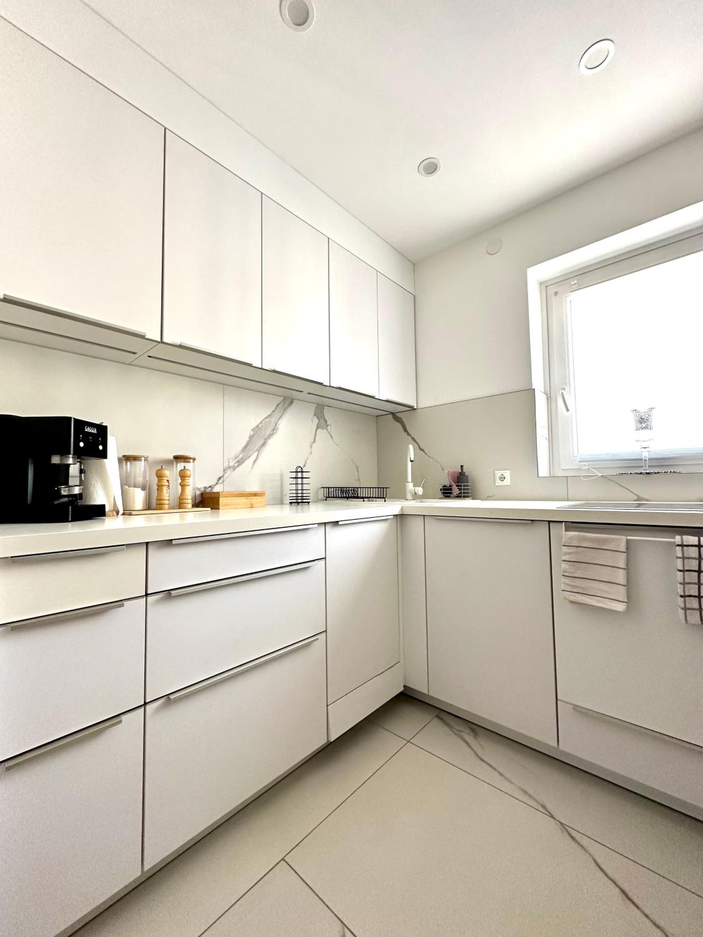 Royal Retreat - ŠARAC Apartment