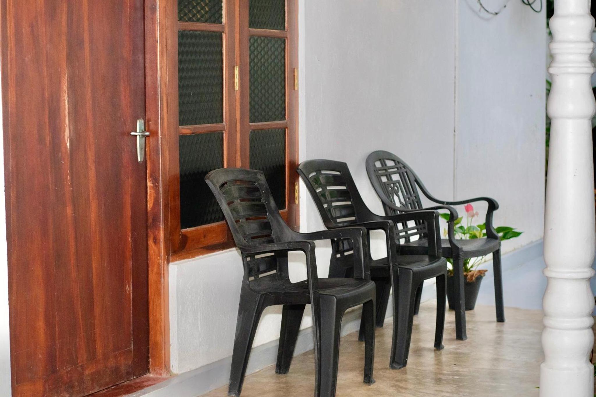 The Golden Sand Villa in Unawatuna view 4