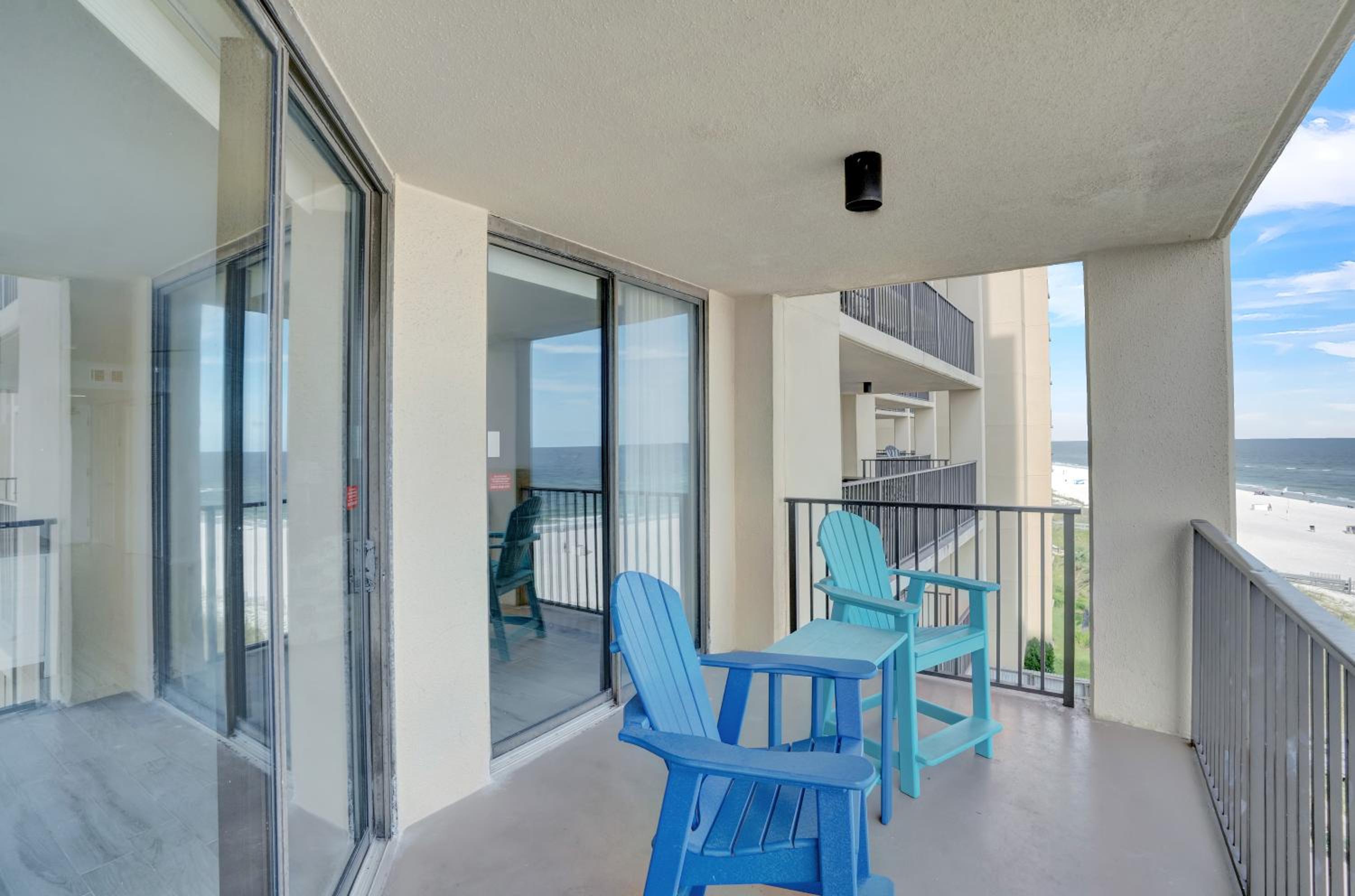 Phoenix IV 4052 by Vacation Homes Collection view 5