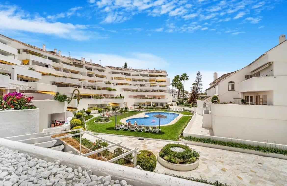 Casa Fina Marbella Urb El Dorado