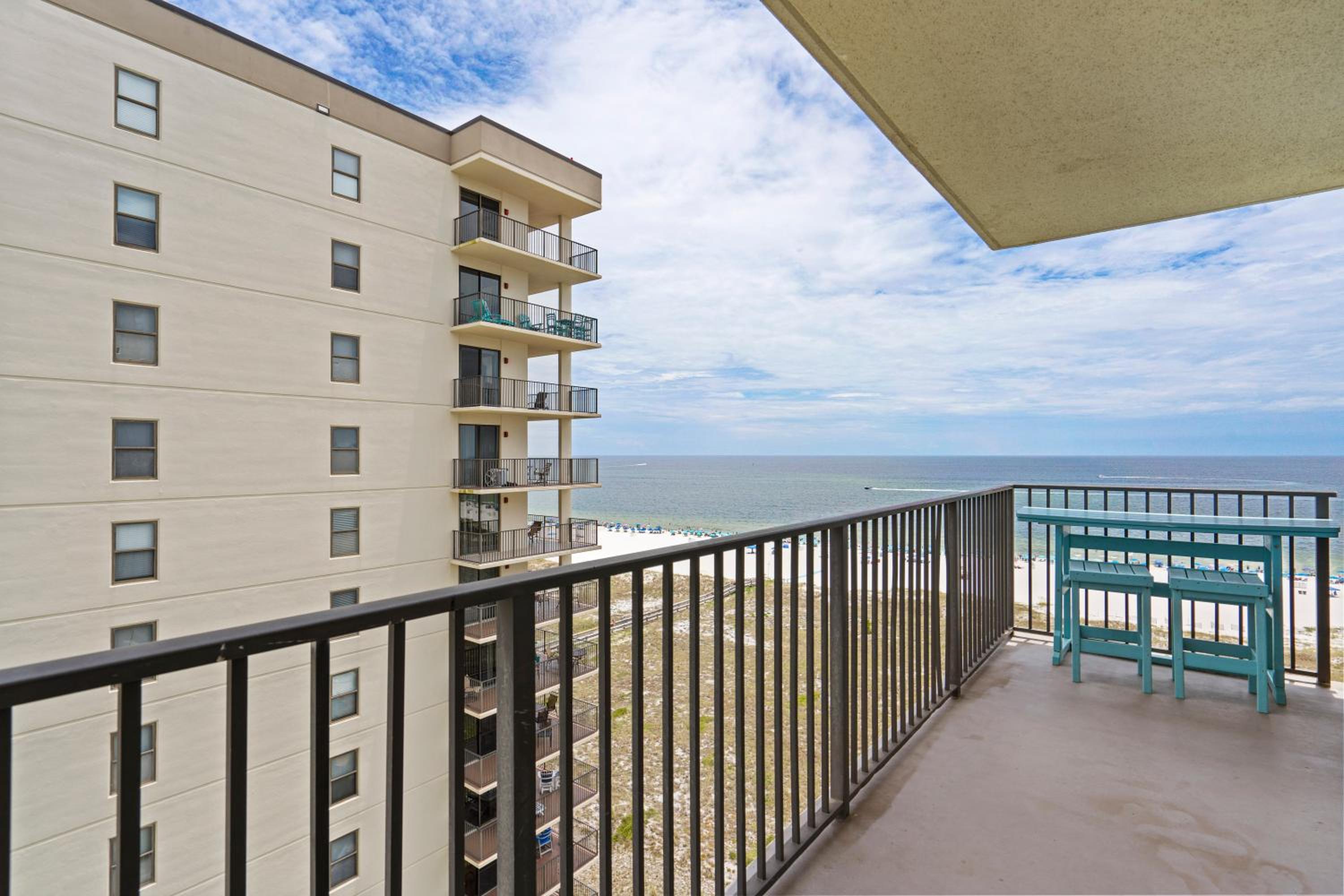 Phoenix VI 1115 by Vacation Homes Collection view 4