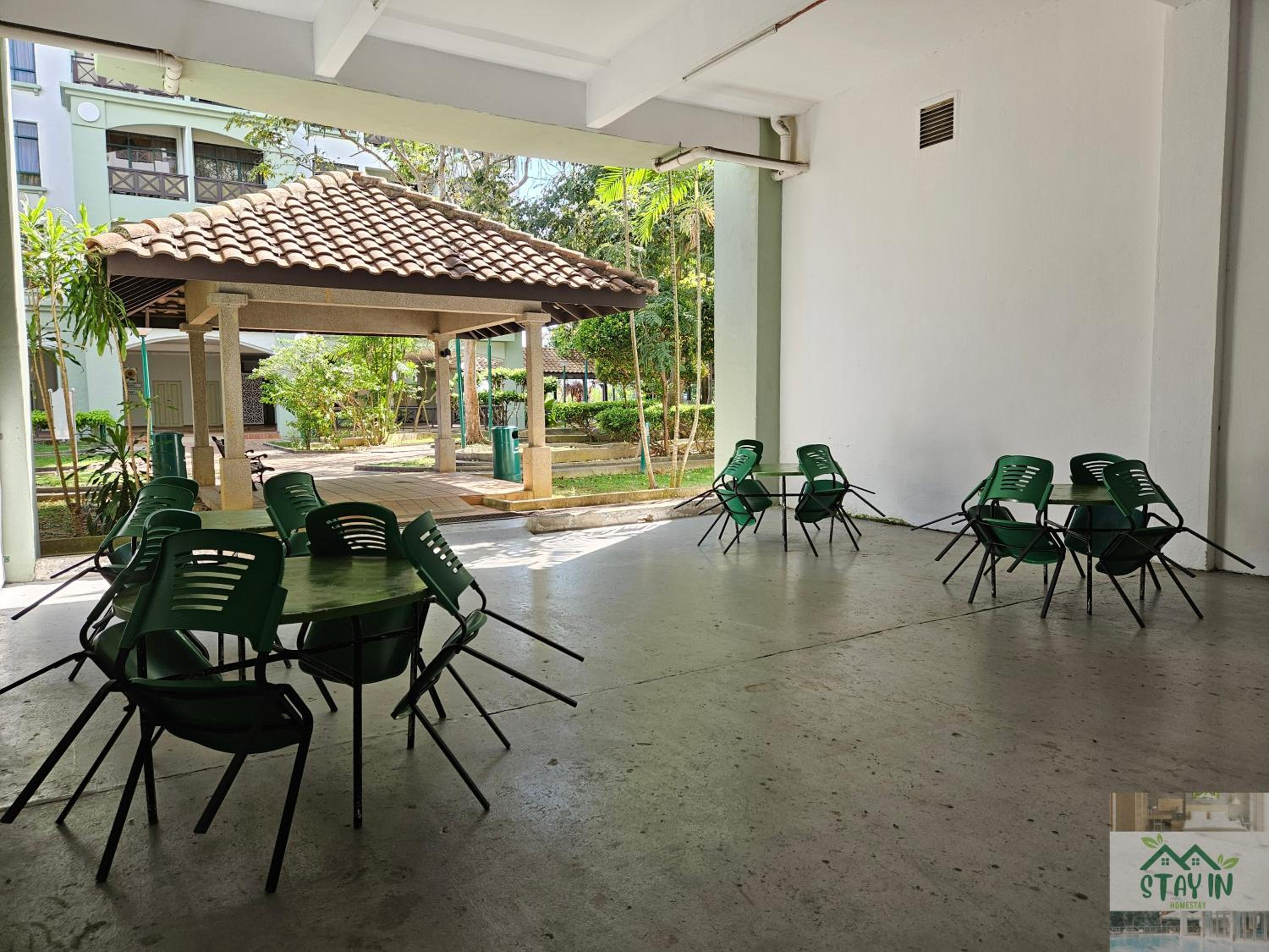 Costa Mahkota Malacca - Walking distance to Mahkota Parade, Mahkota Medical Centre, Jonker Street l Netflix l TV Games - 4pax photo 2