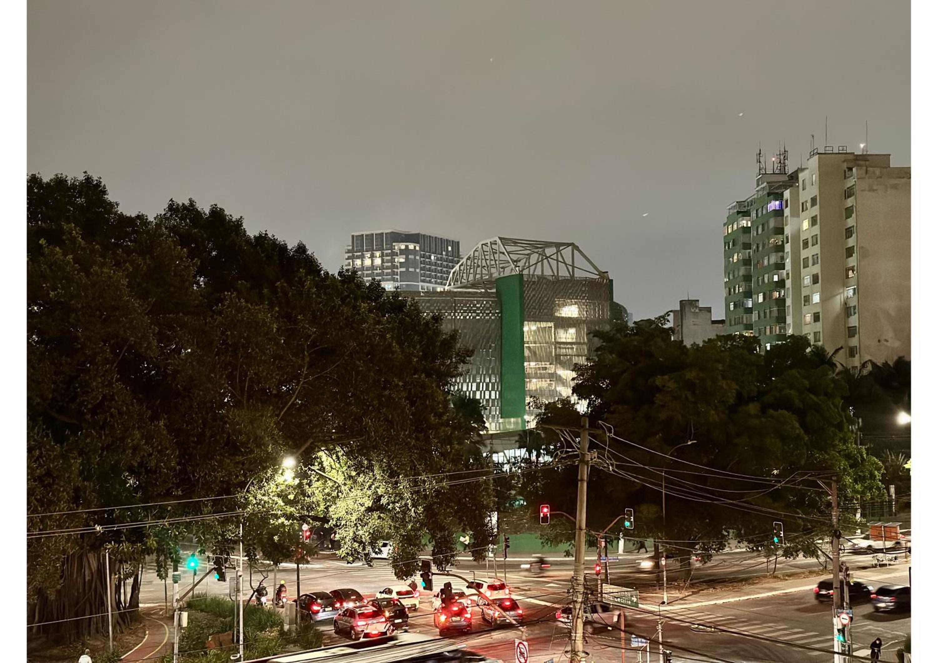 Apto espaçoso para até 6 pessoas frente Allianz Parque