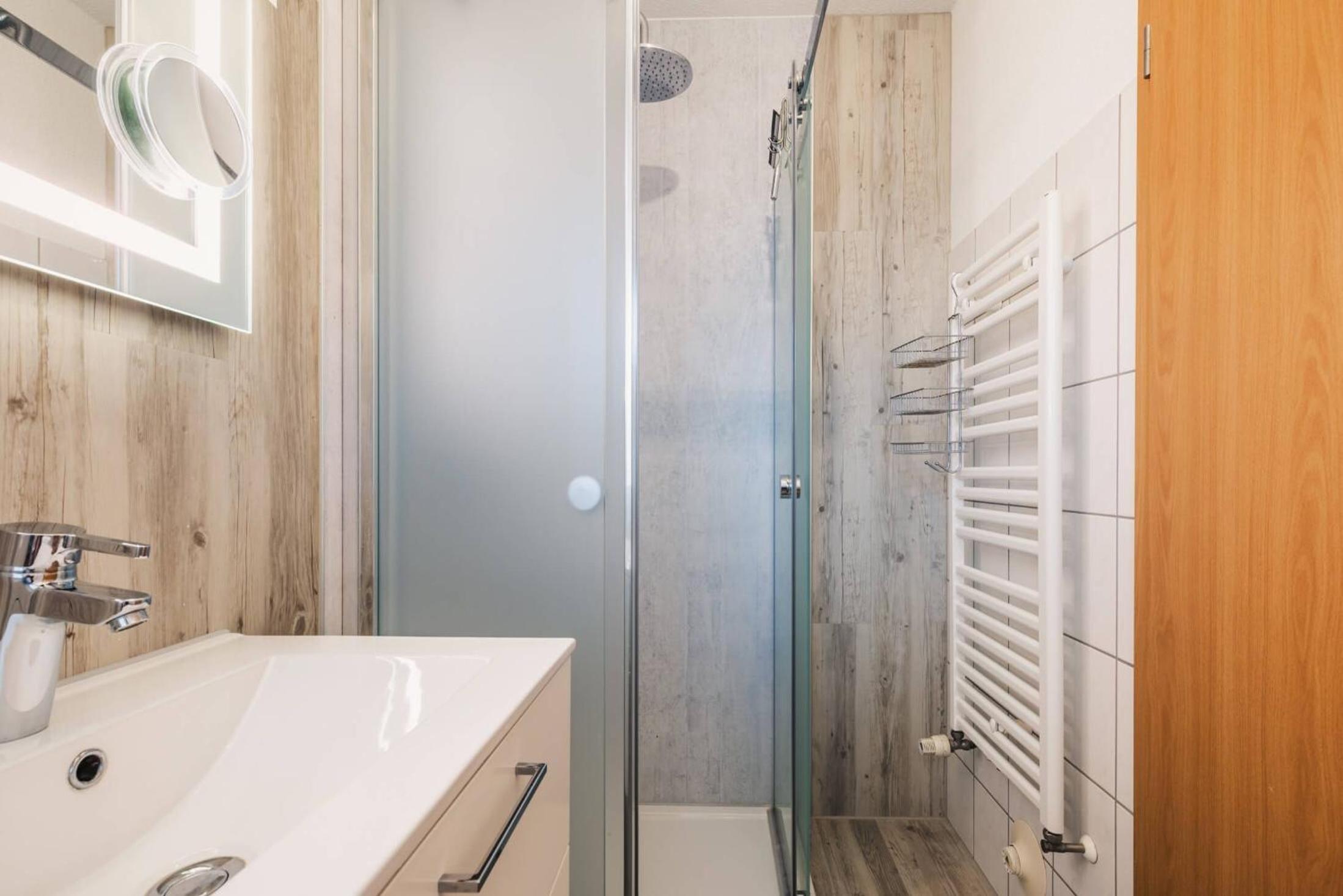 Strandbuhne 15 EG en Zingst — bathroom