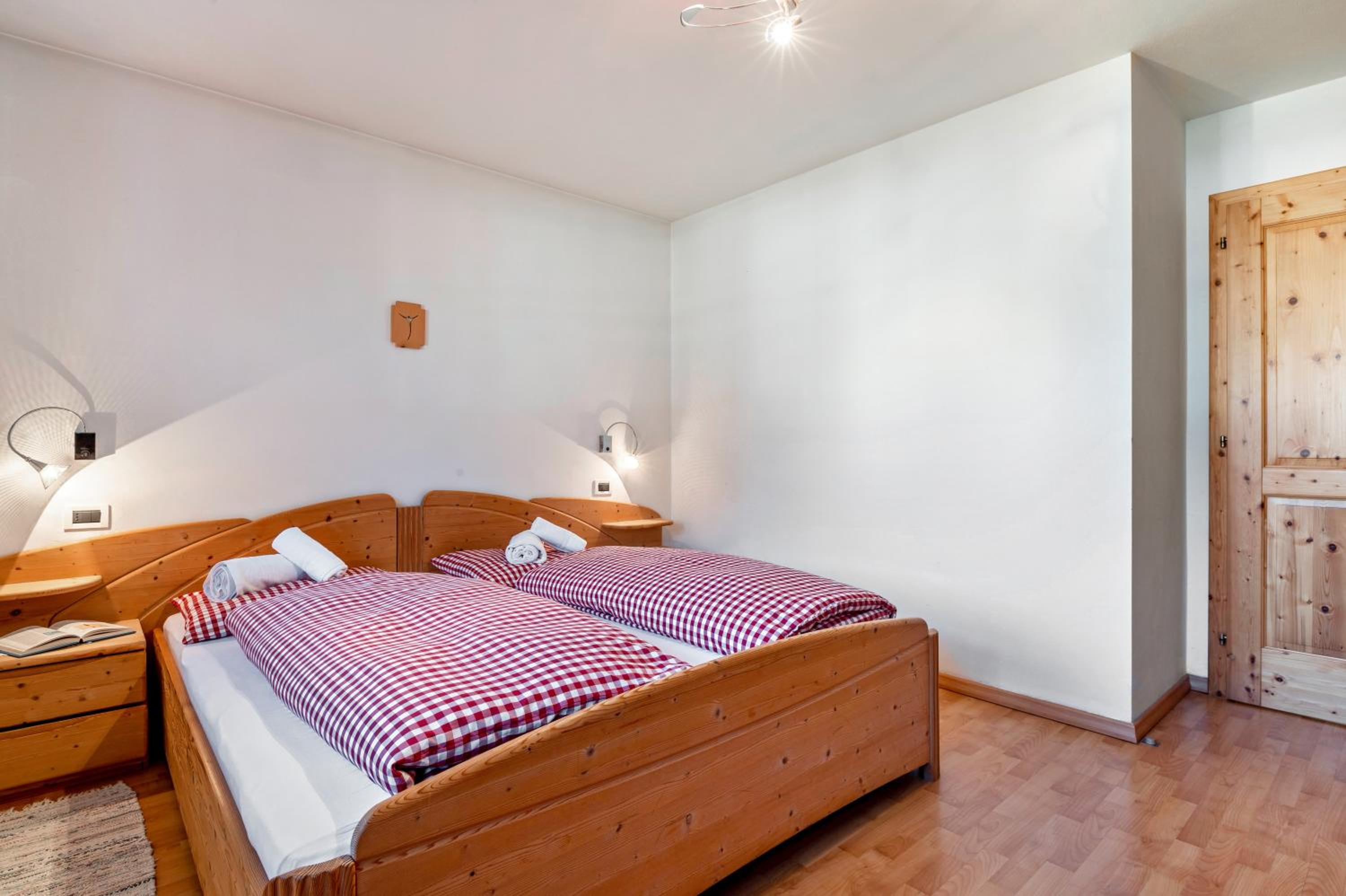 Apartments Campagnola