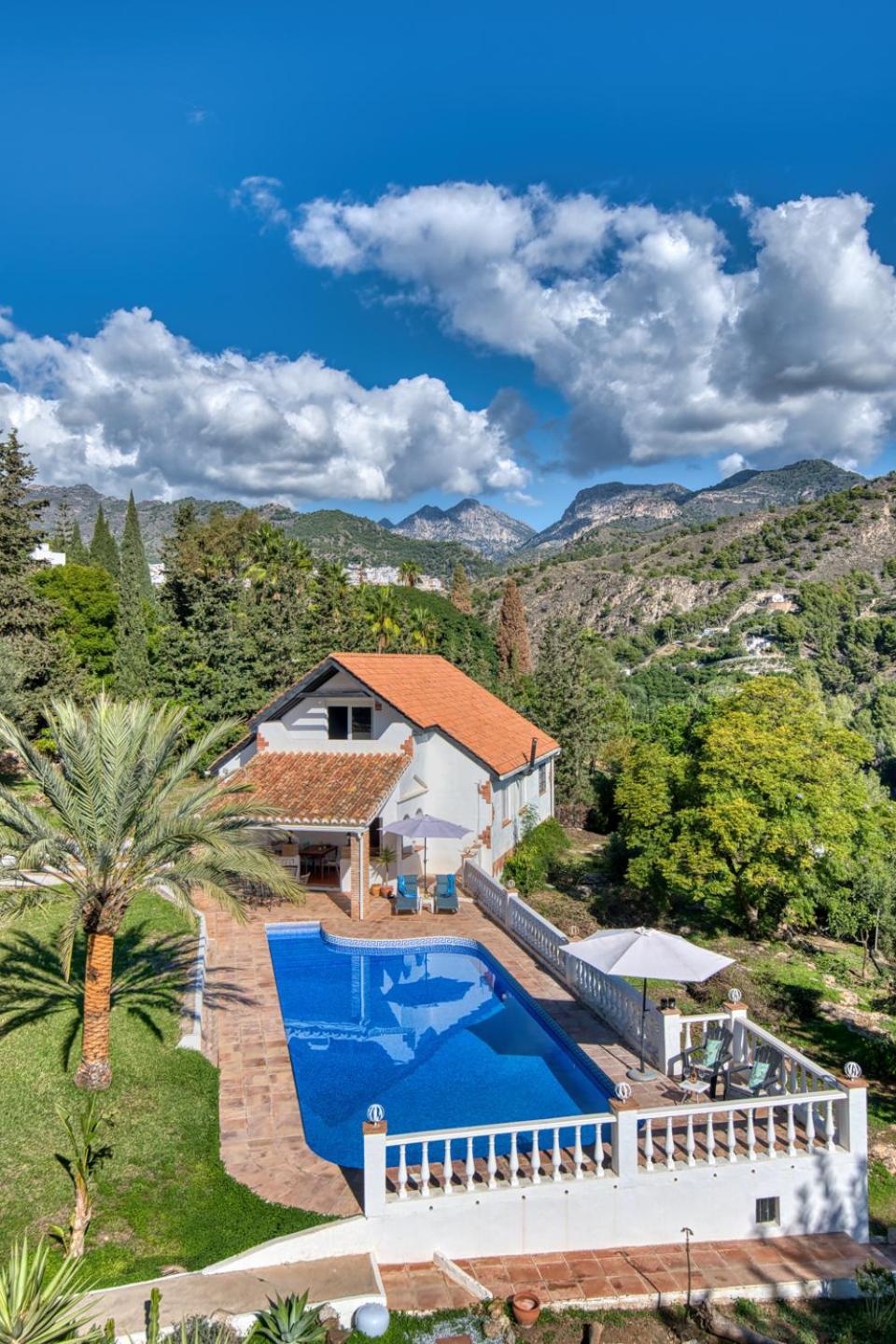 Villa Morera Bed & Breakfast view 2