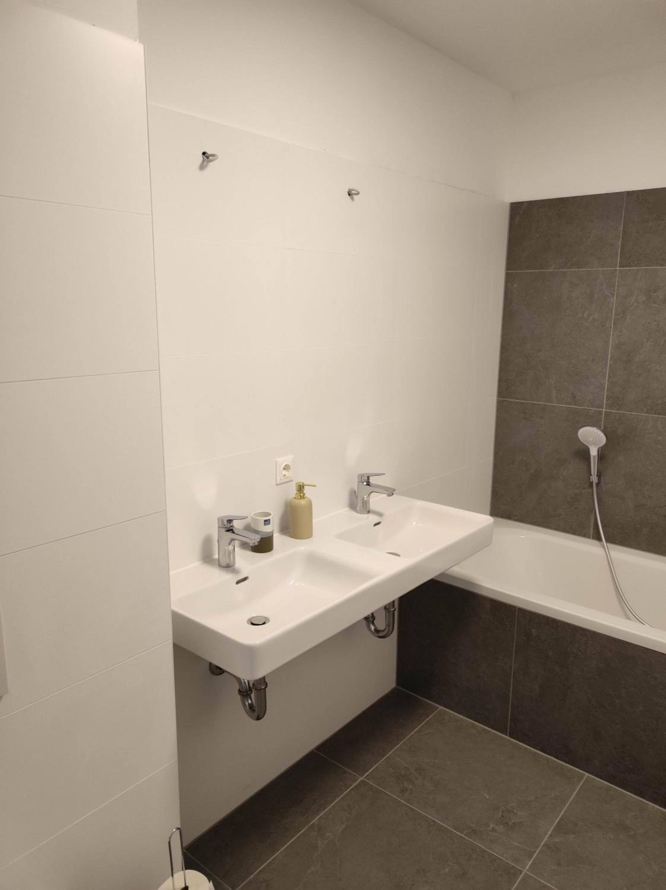 Luxus Penthouse gegenüber Vienna International Centre und Kaiserwasser