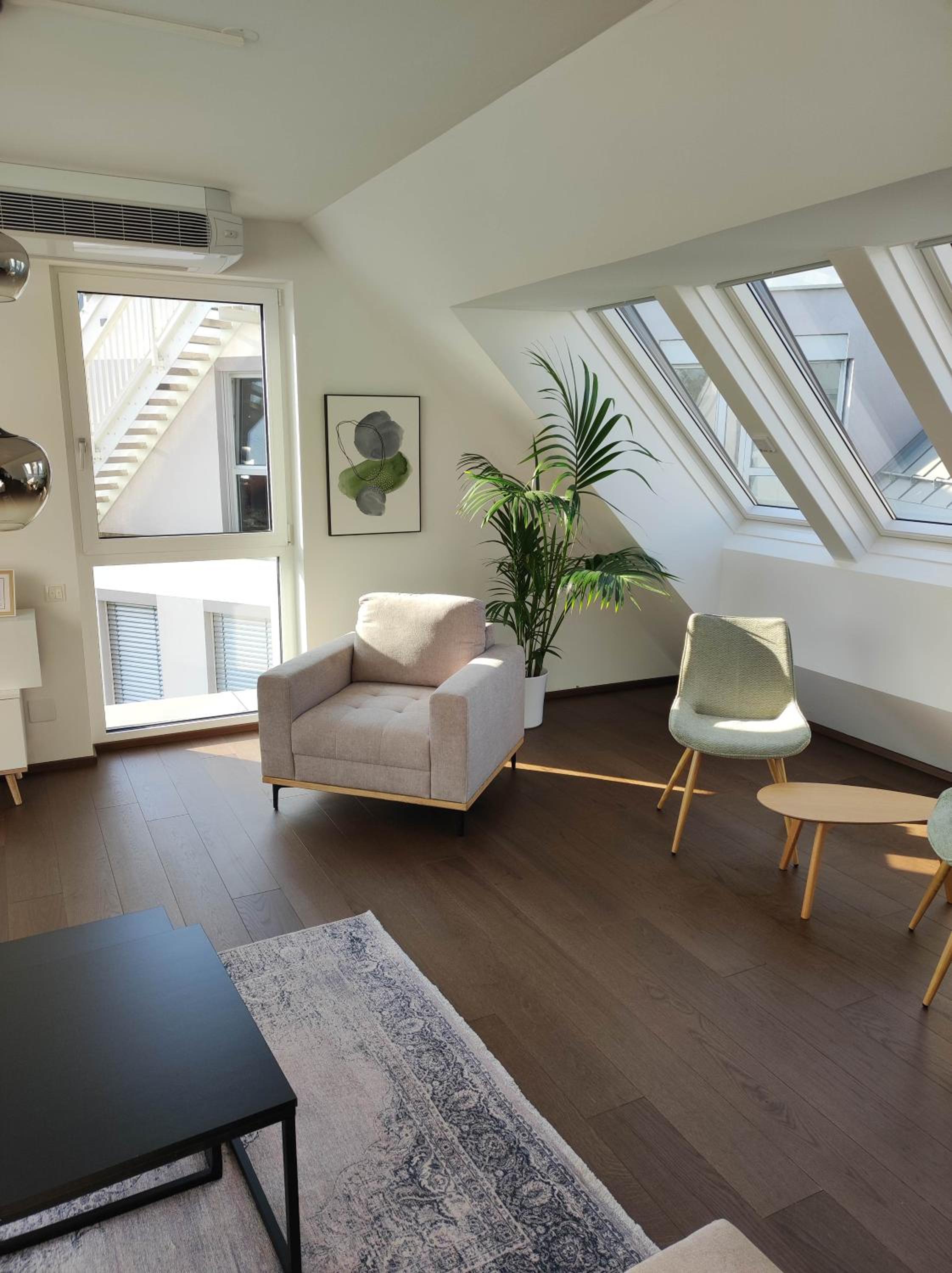 Luxus Penthouse gegenüber Vienna International Centre und Kaiserwasser