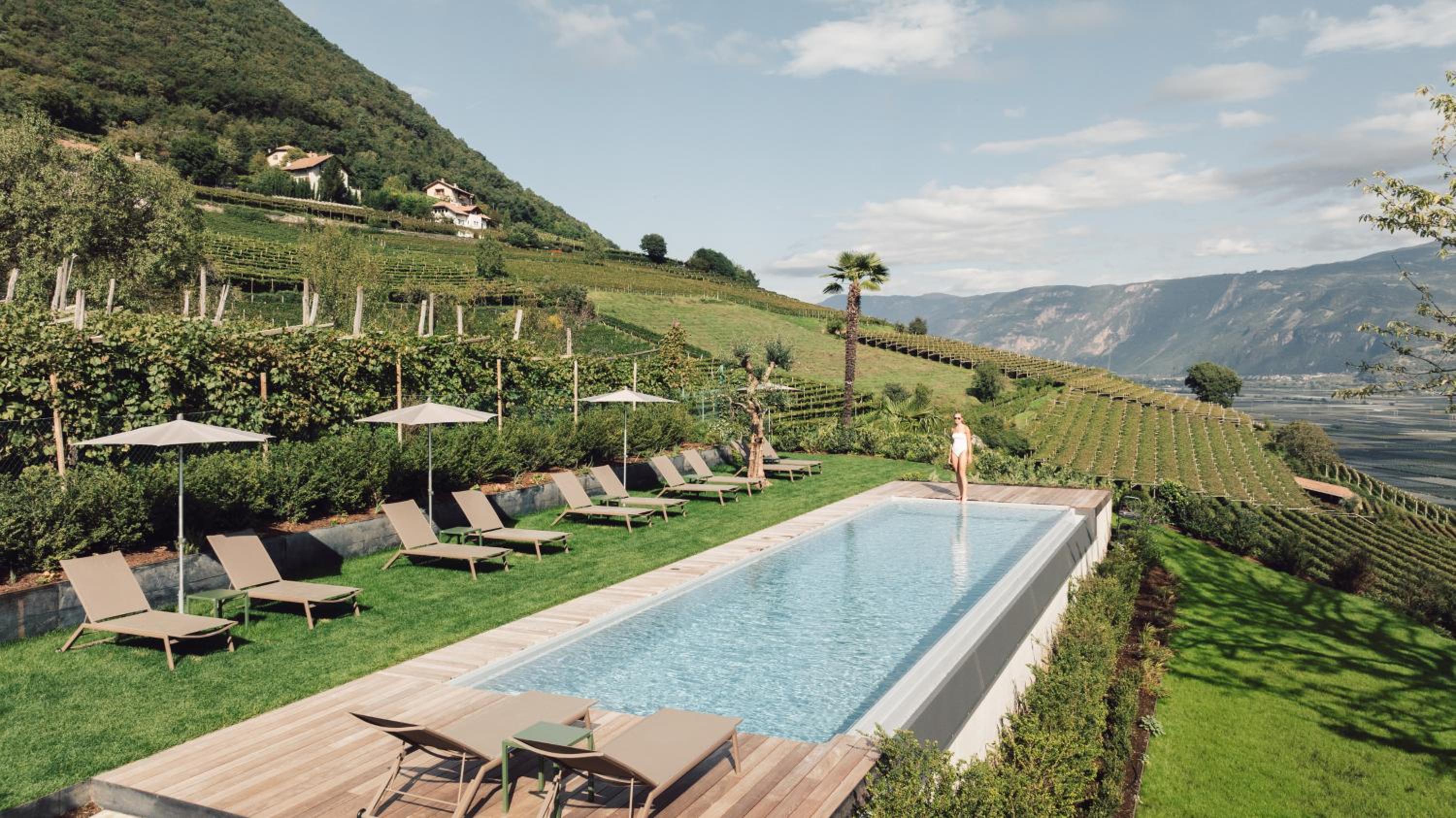 Pomella's Guesthouse