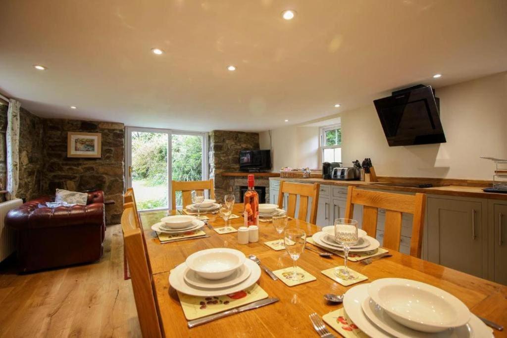 Coach House St Wenn view 4