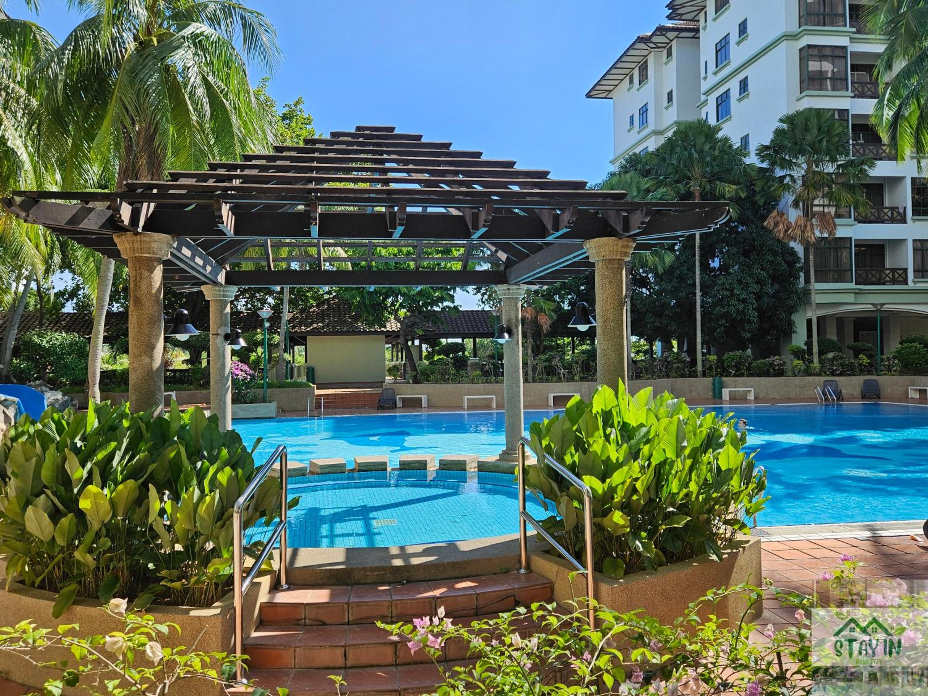 Costa Mahkota Malacca - Walking distance to Mahkota Parade, Mahkota Medical Centre, Jonker Street l Netflix l TV Games - 4pax