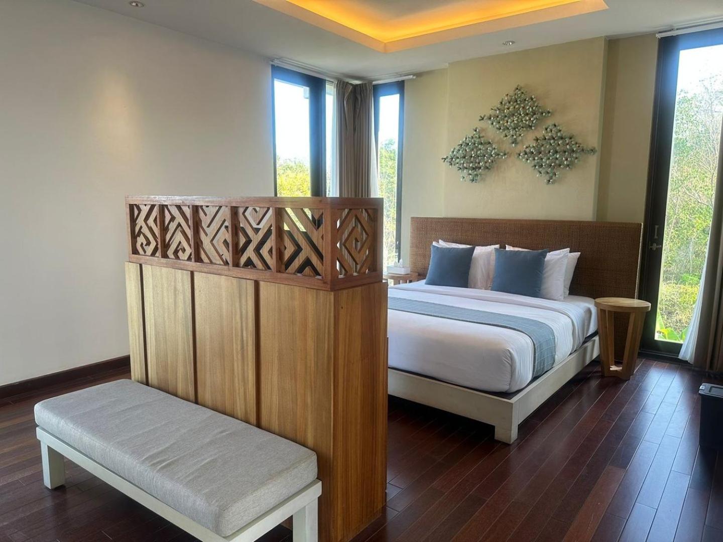 Nusa Dua Villa with Rooftop View