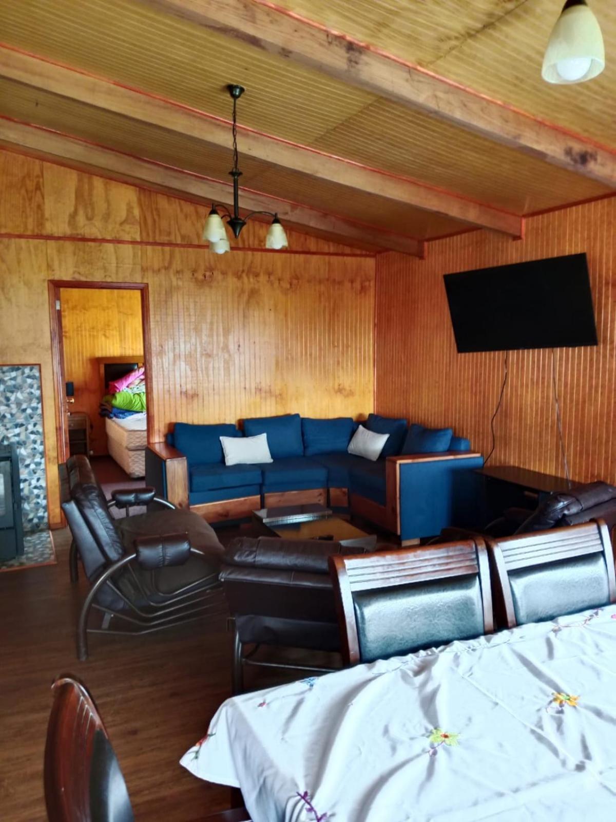 Cómoda casa a orillas del río Lenca