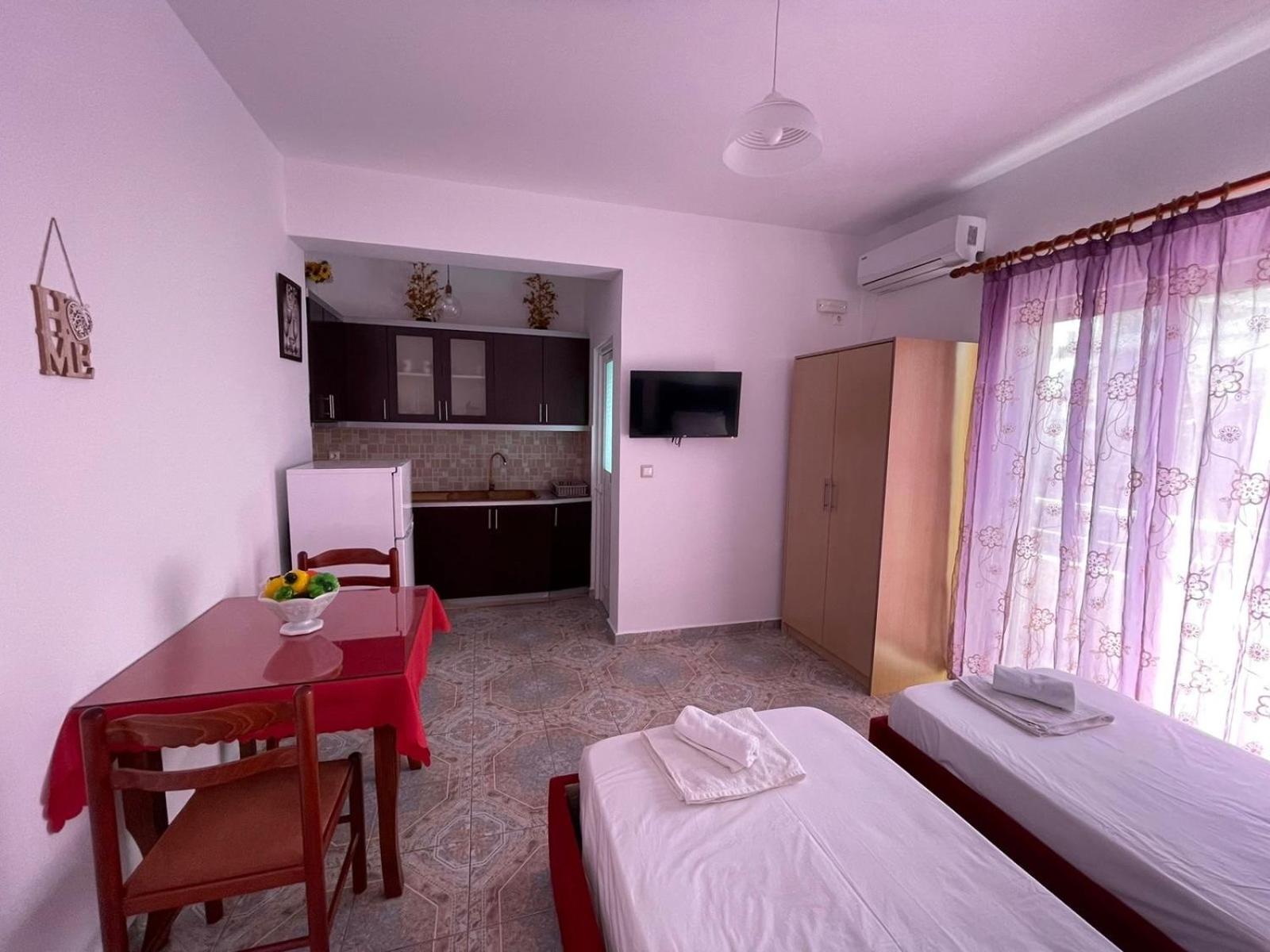Levend Apartments