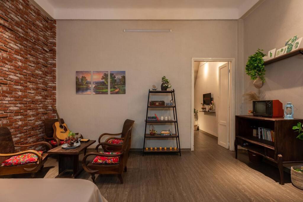 Unique Homestay -Vintage-Old Quarter-Center-Street View