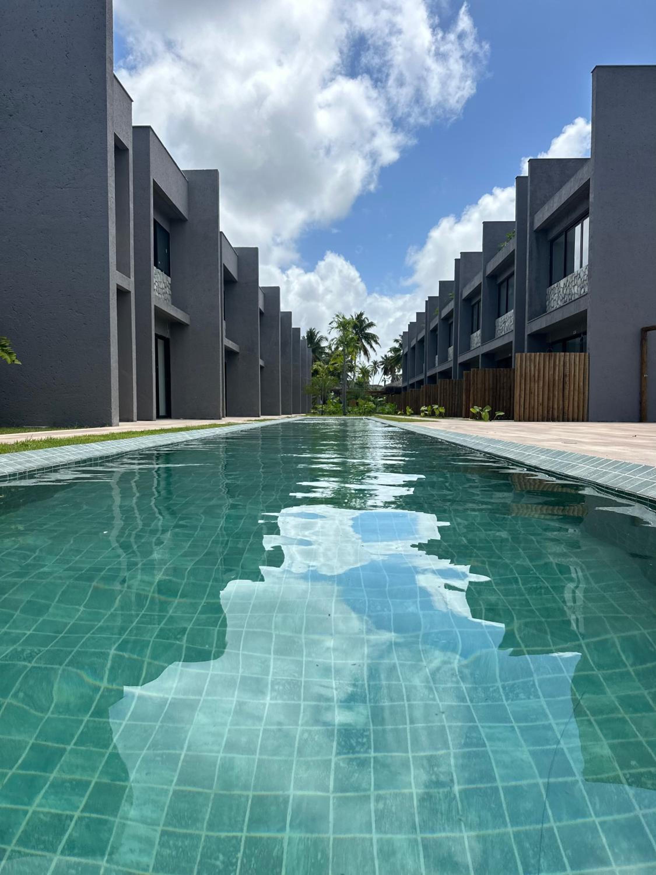 Villa Manah toque