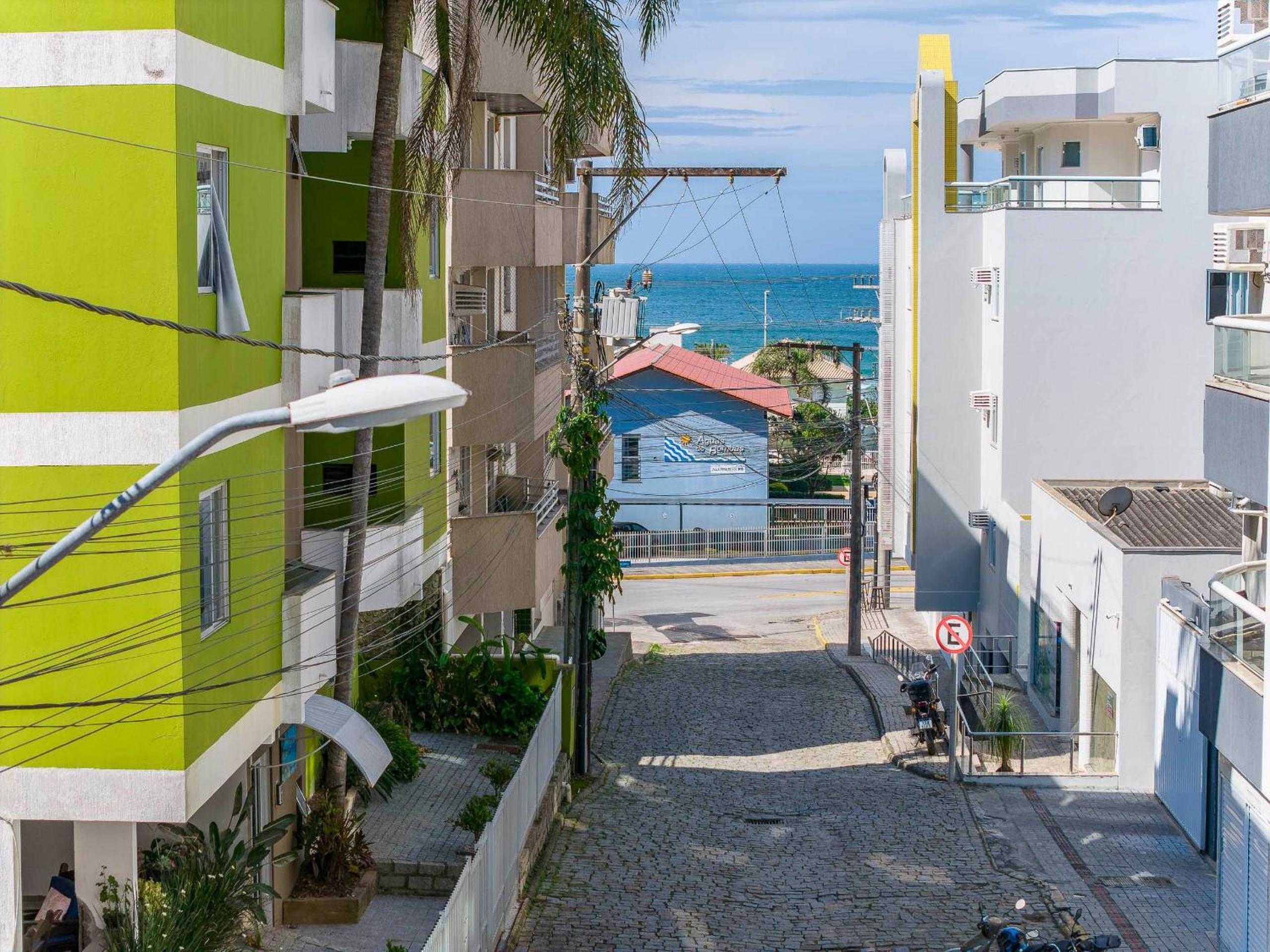 Apartamento para até 6 pessoas Raio de Luar Bombas