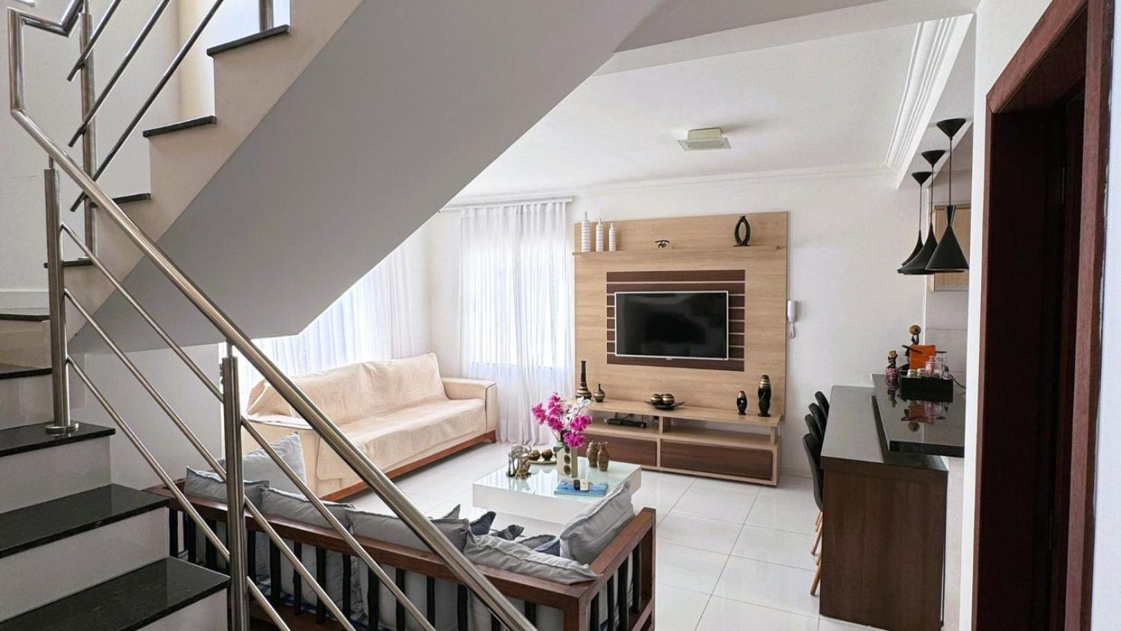 Casa Duplex na Praia de Taperapuan