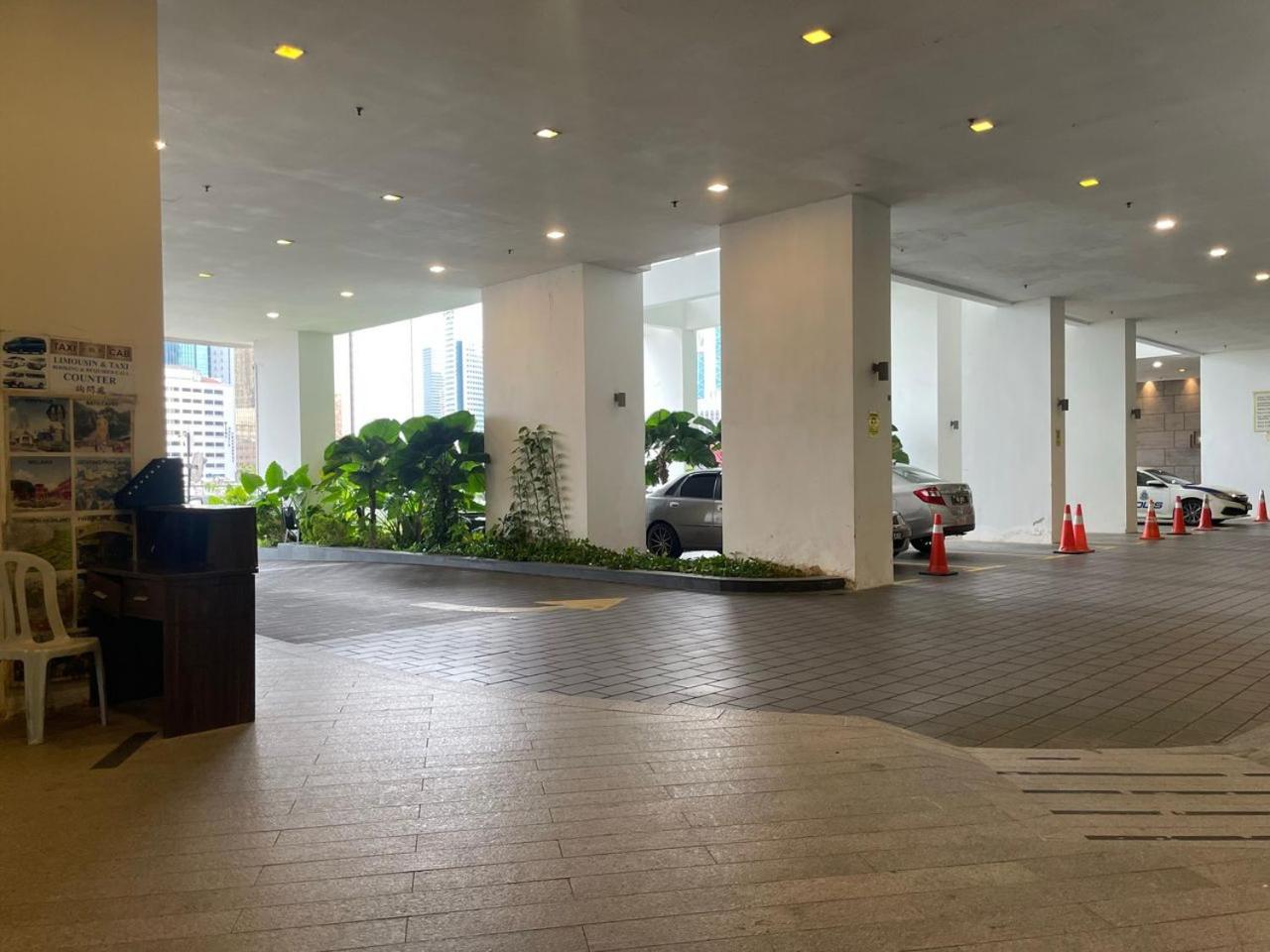 Infinity Pool Dorms KLCC View by Regalia
