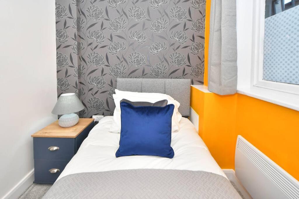 2 Bedroom Central Stay