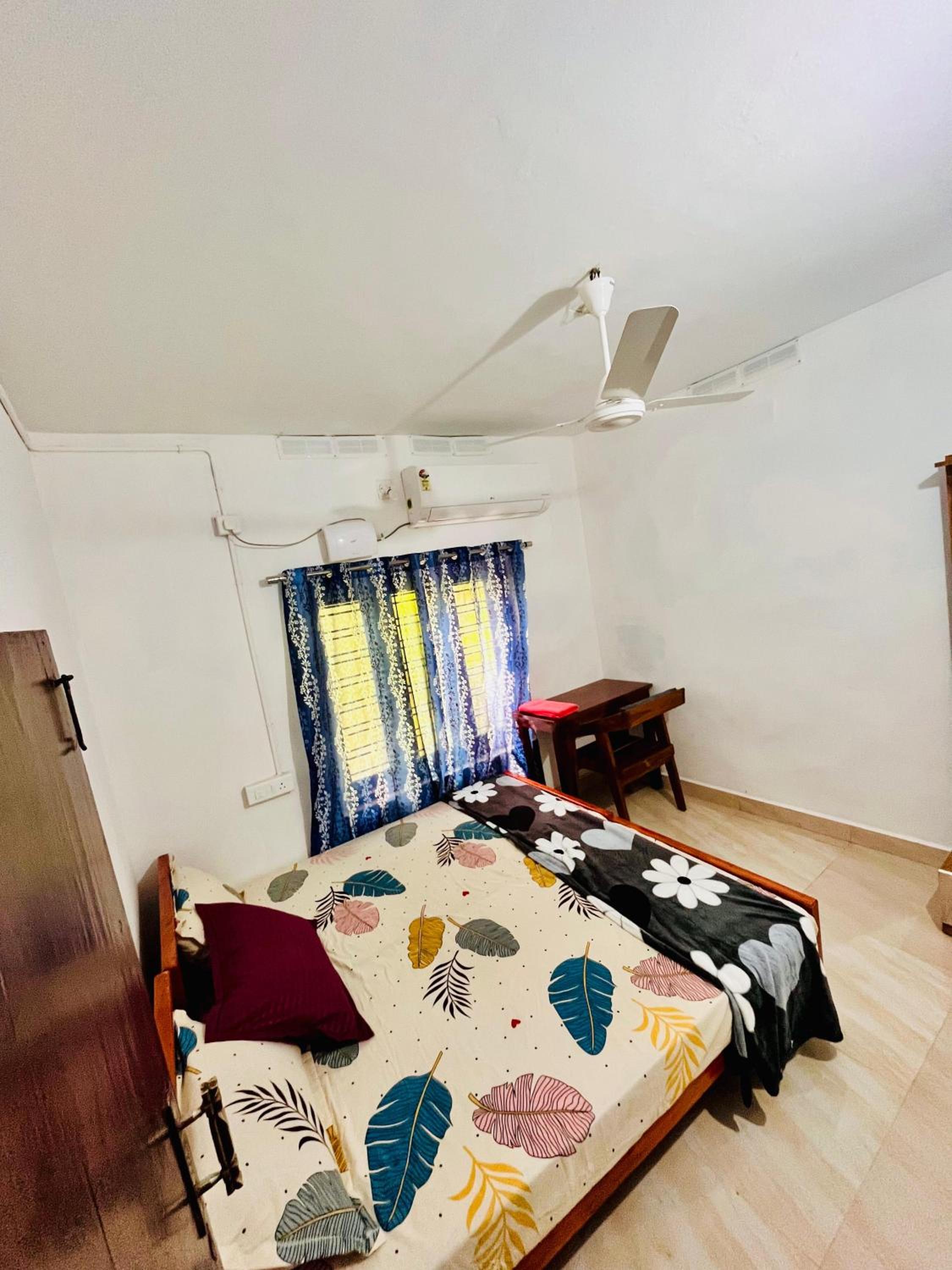 AK Riverside Tourist Home