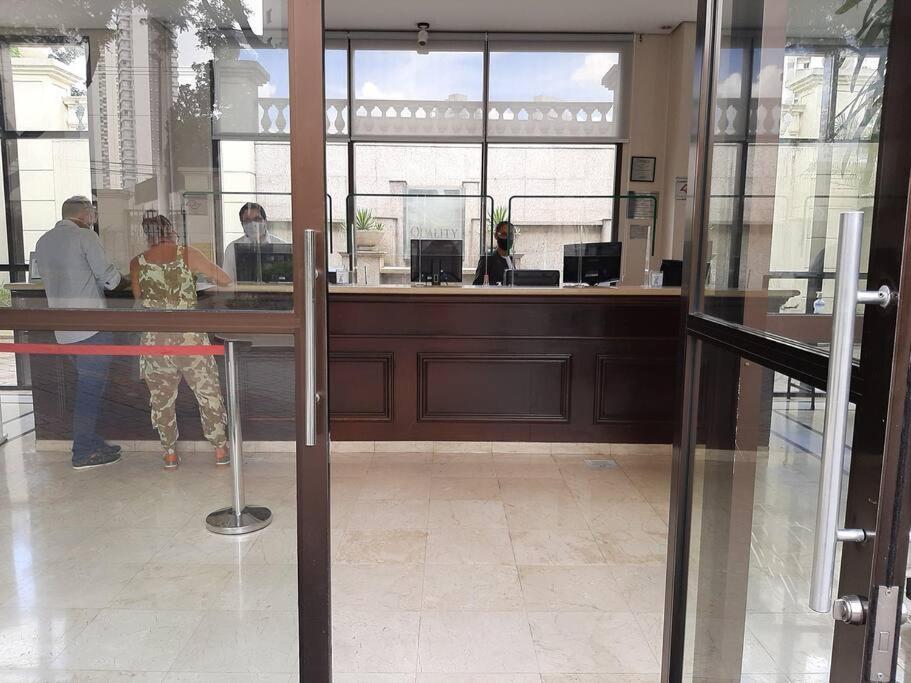 FLAT NO CORAÇÃO DA VILA OLIMPIA com lazer completo