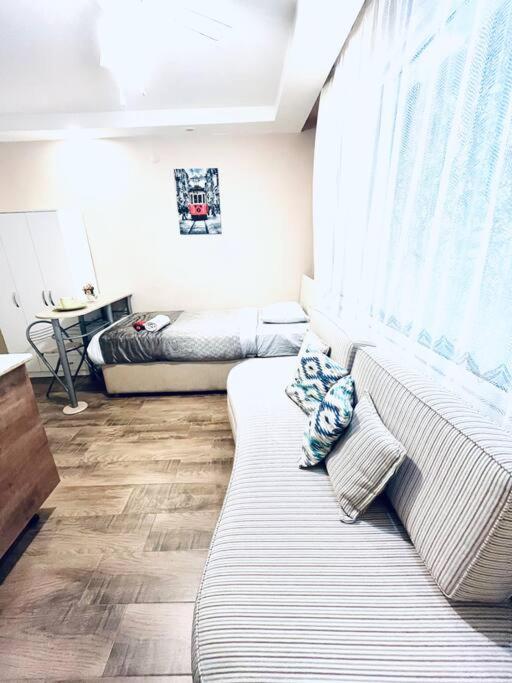 Arya studio flat in Cihangir 13