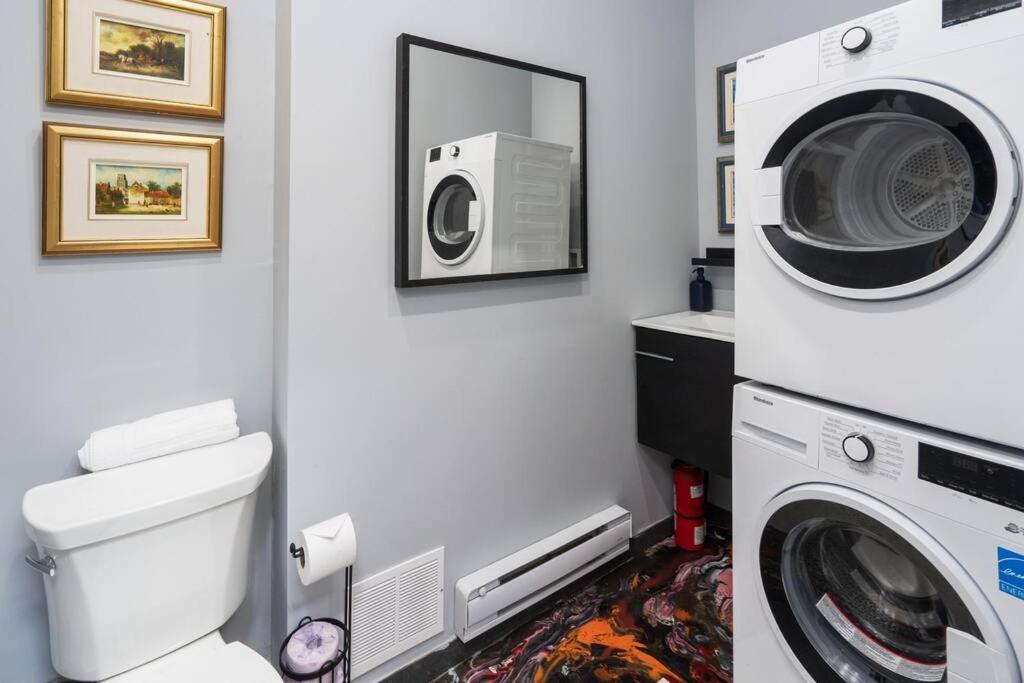Two bedroom duplex in Plateau Mont-Royal district