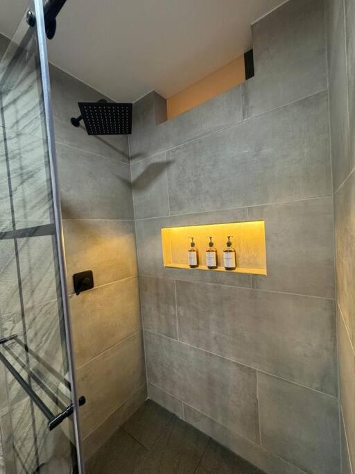 Cómodo Apto tipo Loft Parqueadero y Jacuzzi
