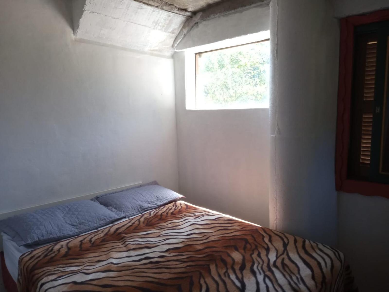 Sharing Home I