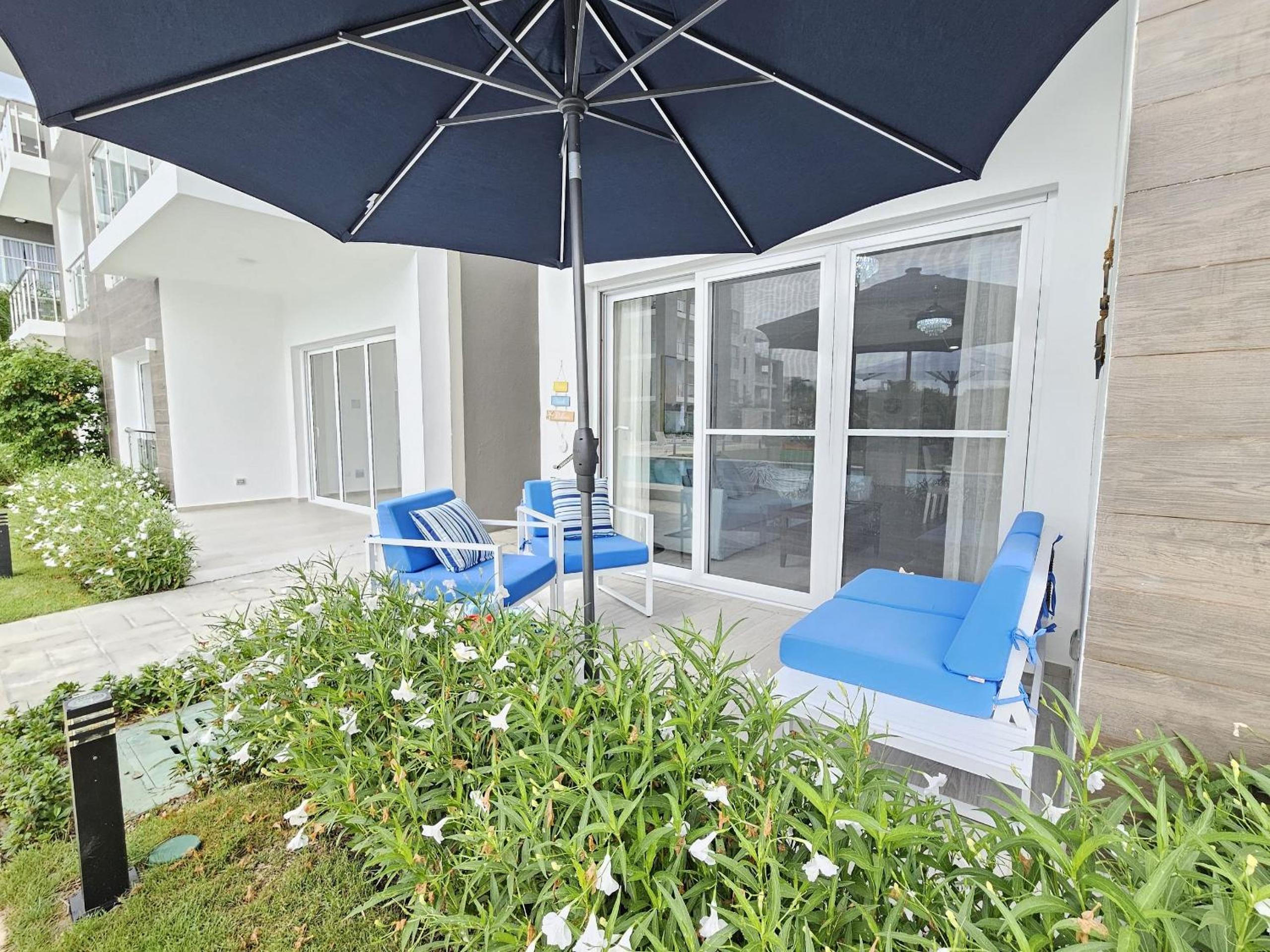 Coral Bay#2 Getaway | 2BR Condo | Pool View view 3