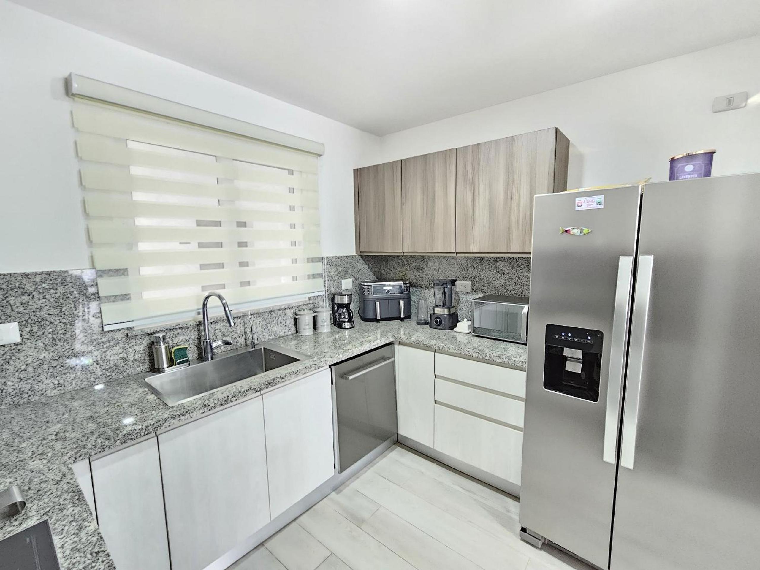 Coral Bay#2 Getaway | 2BR Condo | Pool View view 4