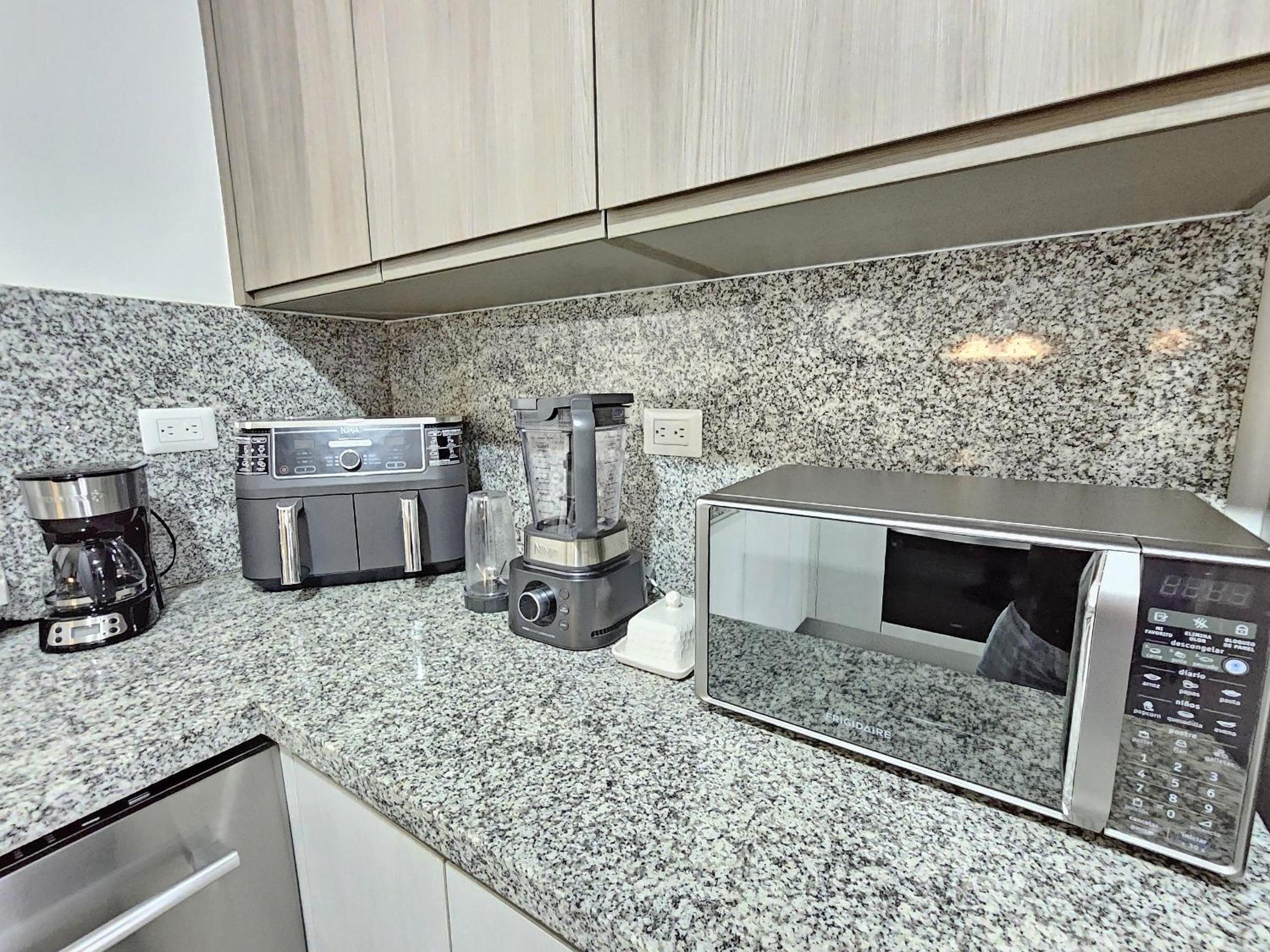 Coral Bay#2 Getaway | 2BR Condo | Pool View view 5