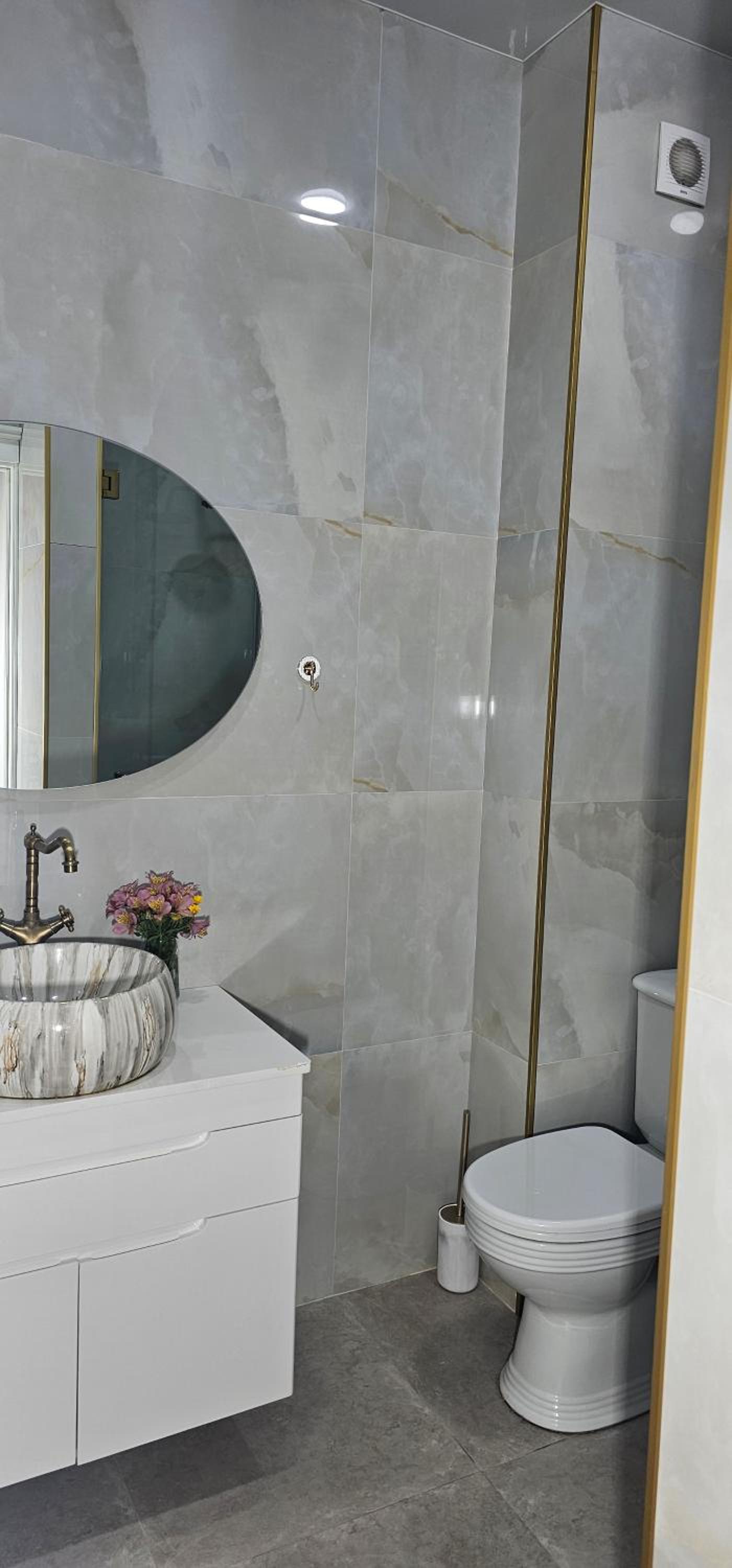 luxury apartment