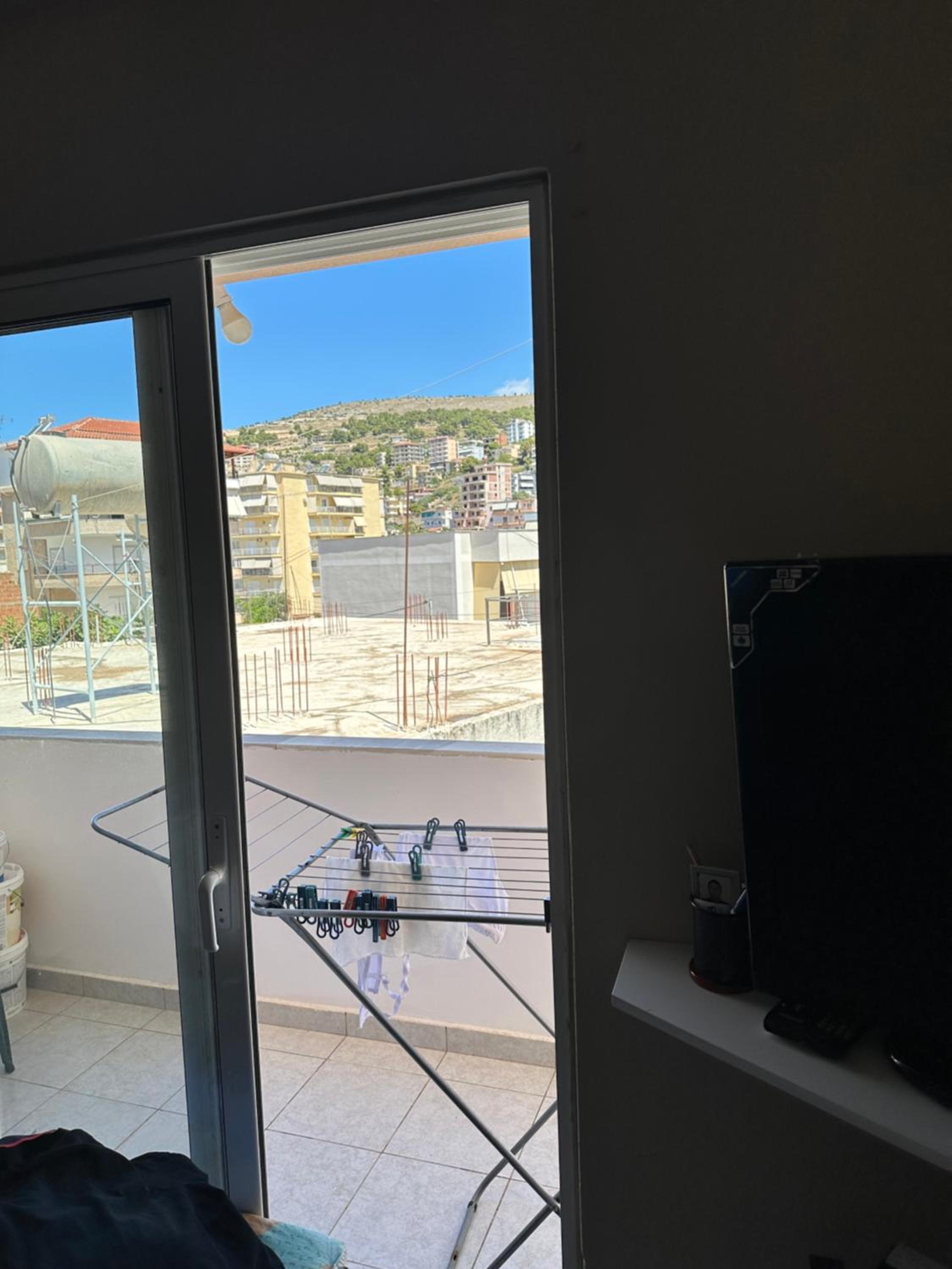 Jimmy apartment koder 8 Sarande
