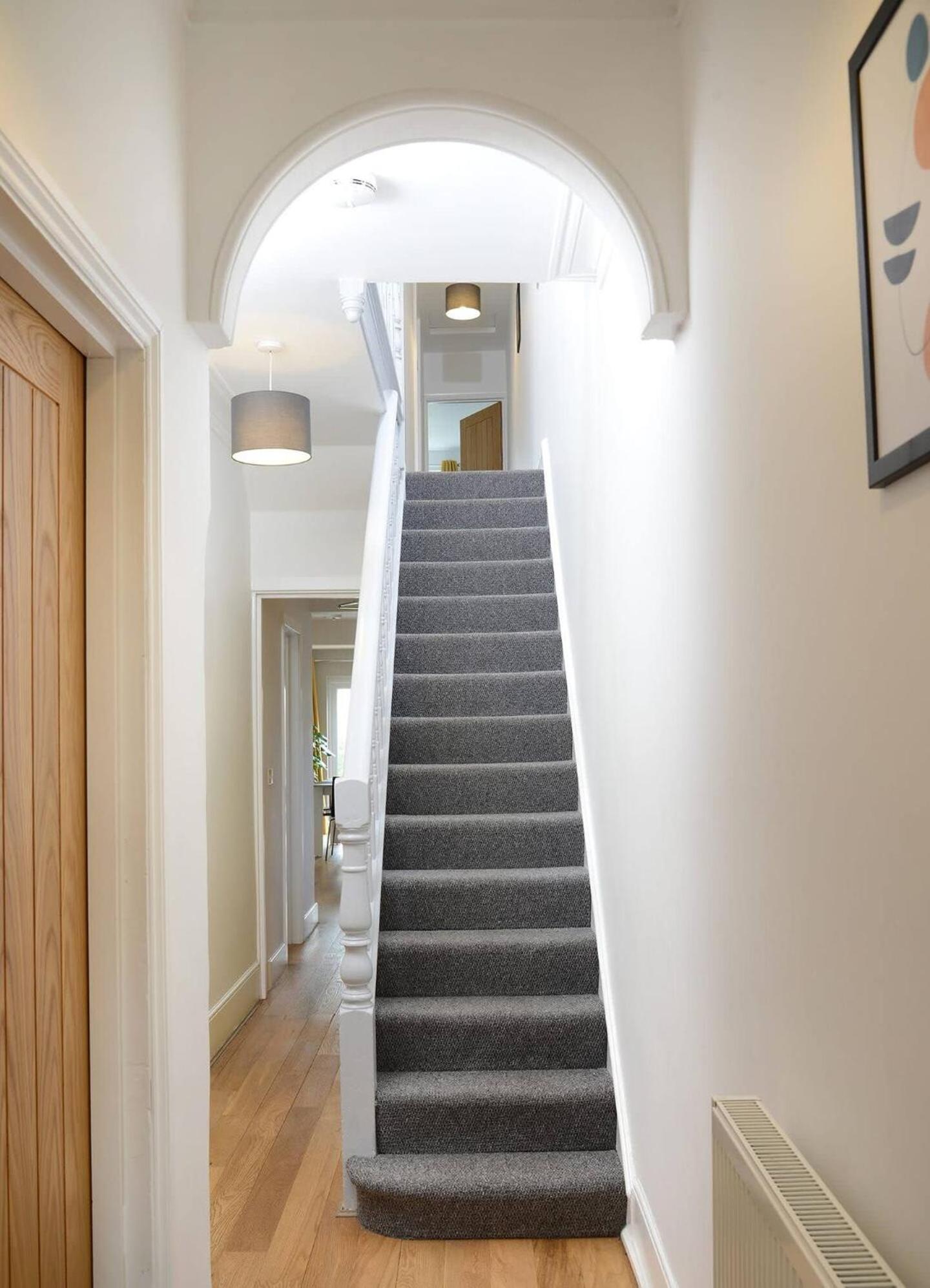 Stylish and spacious Southampton stay 5
