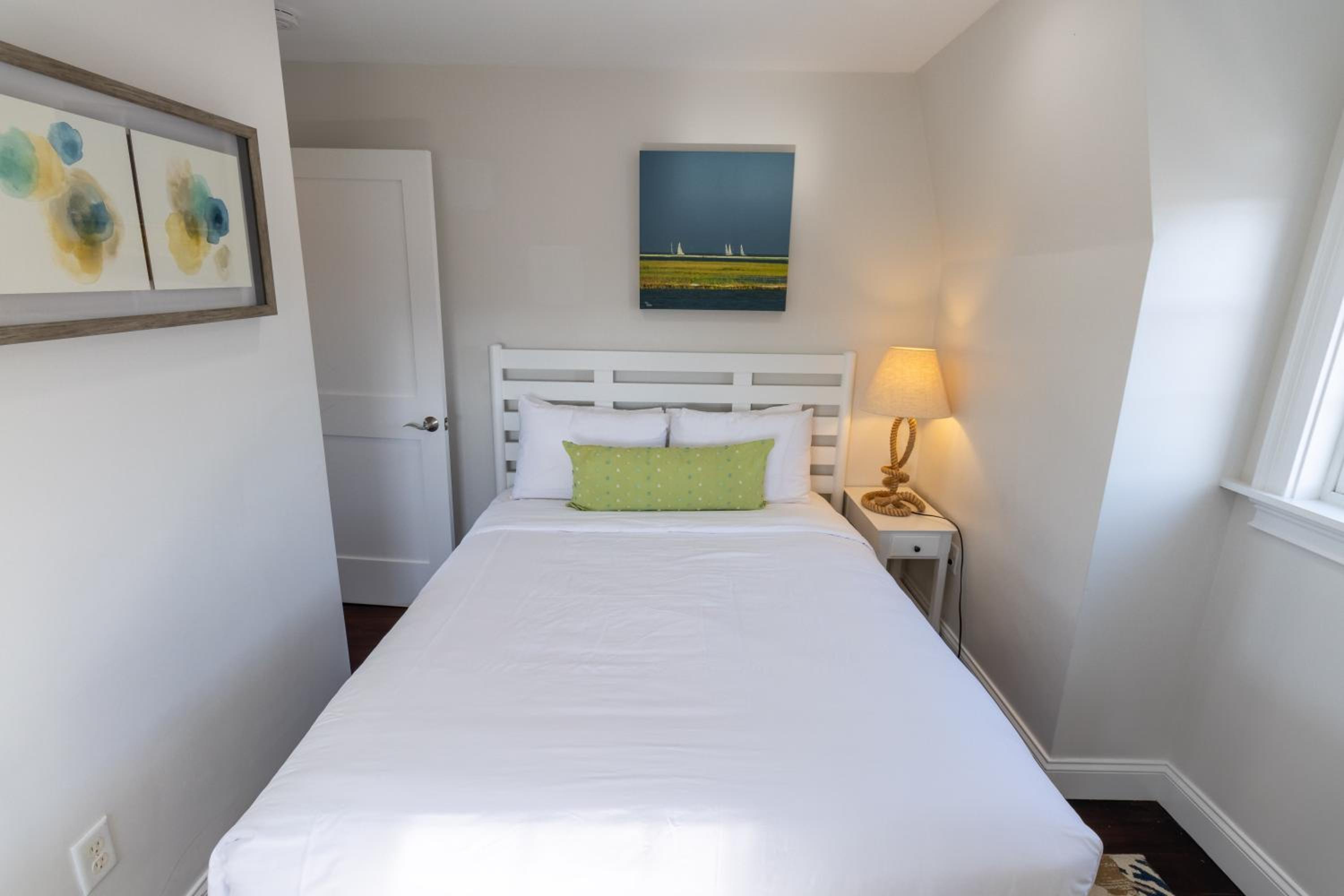 The Newport Lofts - 617 Thames Street