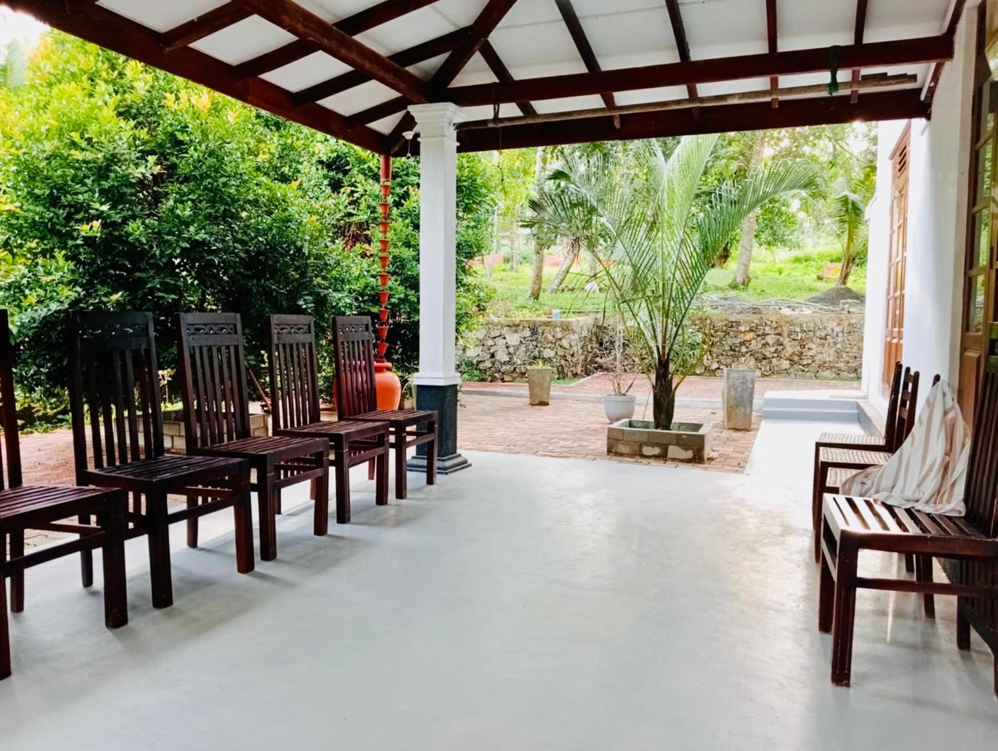 Villa Diyon Dikwella