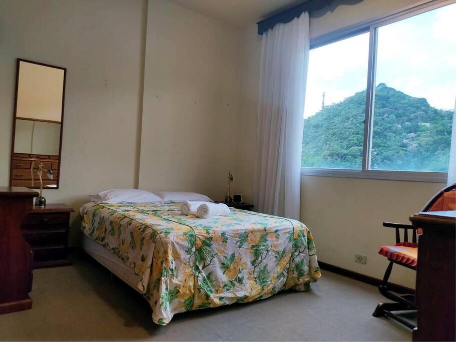 Apartamento no Alto com vaga