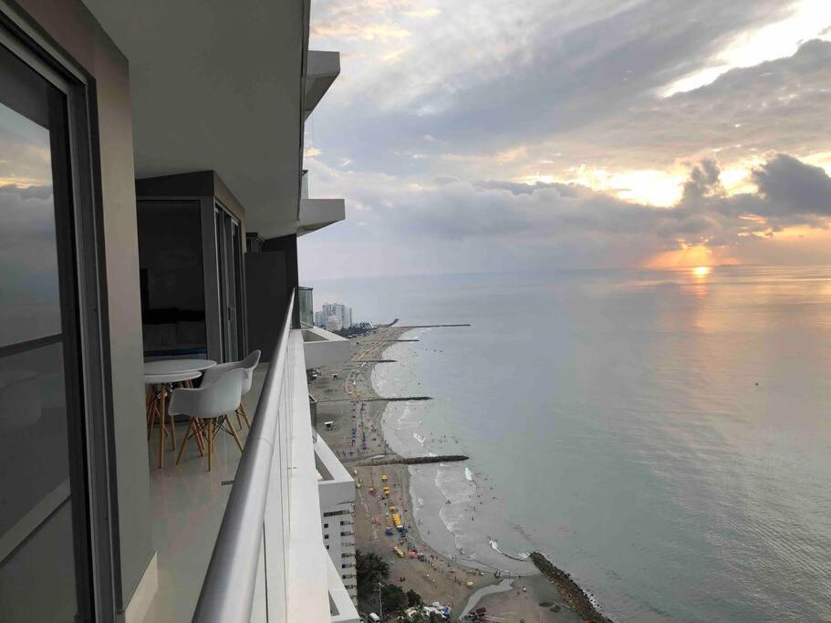 Frente al Mar con Inigualable Vista en Piso 34 WiFi