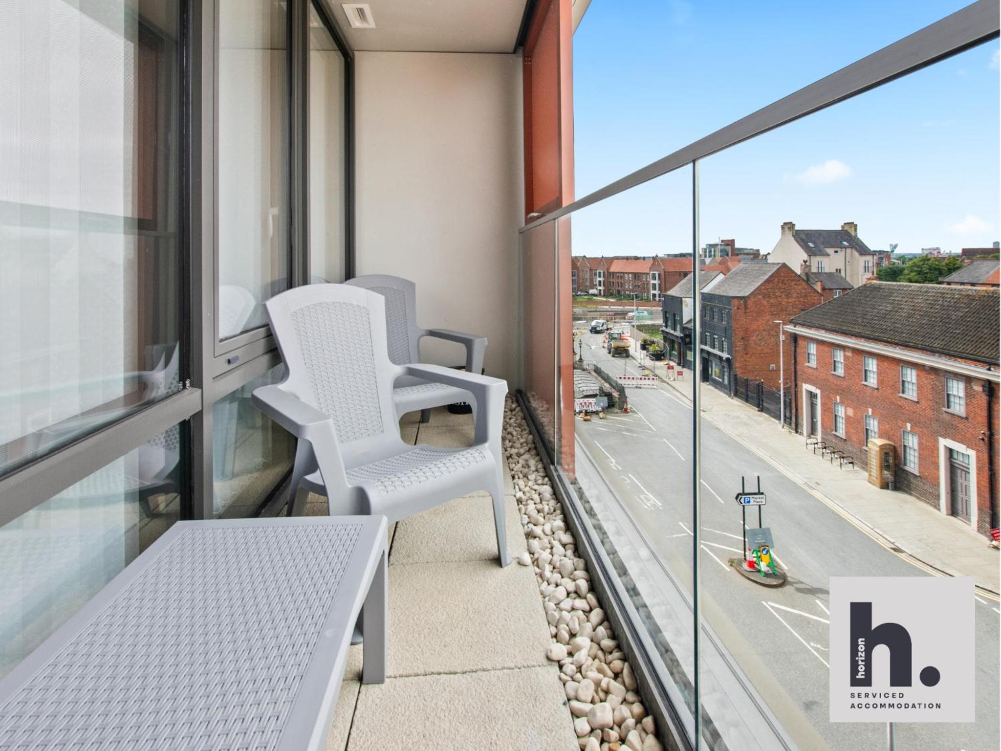 FREE Parking - City Centre - Siemens - Tailored for Business - S28