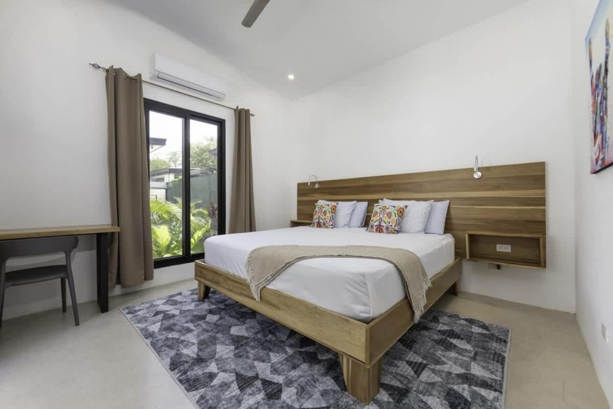 Villa Serenity 4 bedroom 1 min walk to the beach