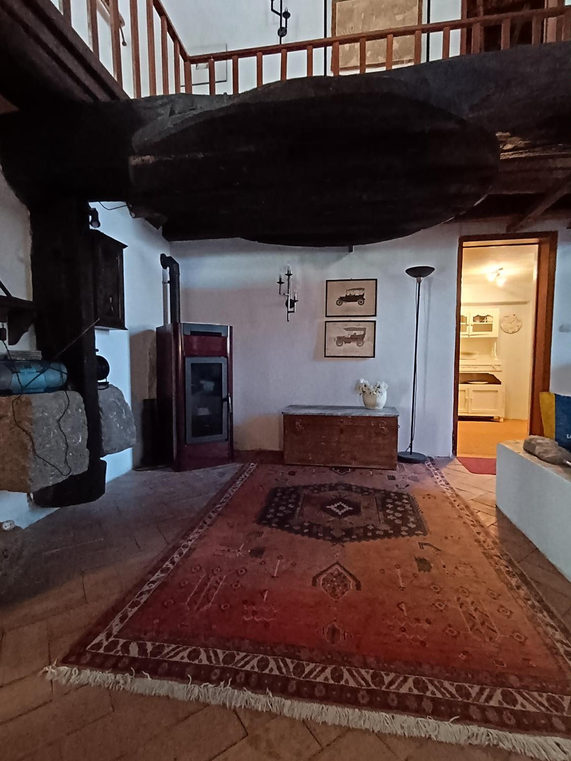 Etna Antico palmento