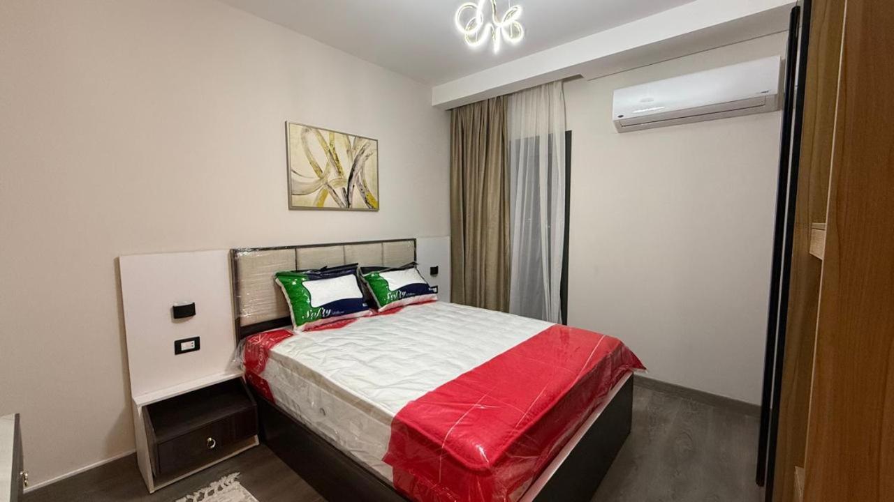 Luxury hotel apartment in Zed Towers
