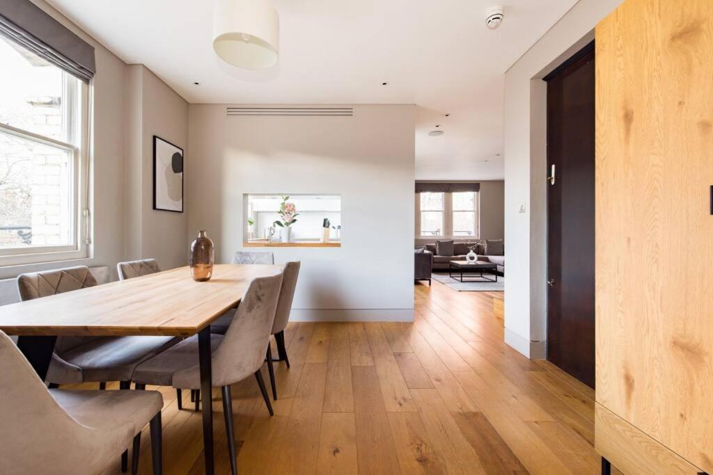 Chelsea Penthouse - Roof Terrace & Central AC