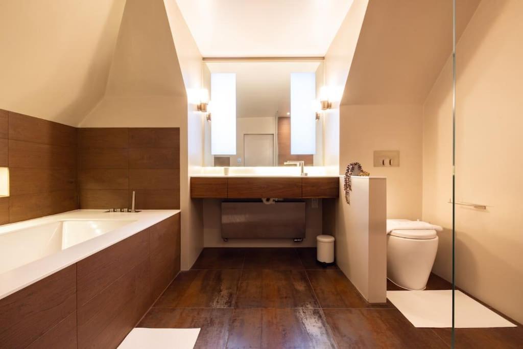 Chelsea Penthouse - Roof Terrace & Central AC