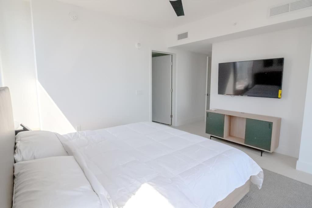 Luxury High Rise Miami Haven