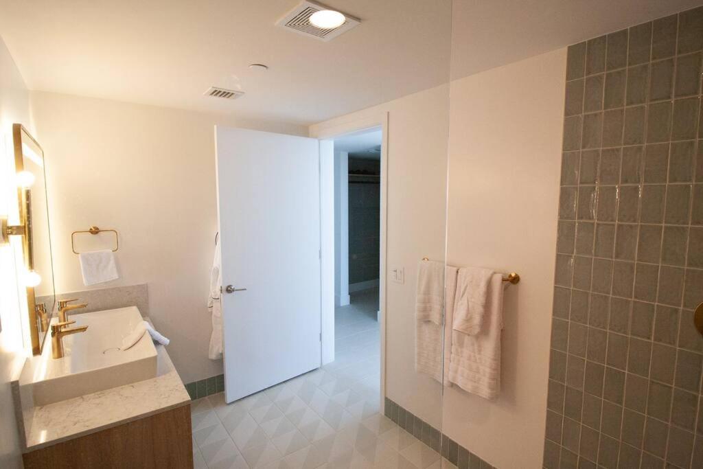 Luxury High Rise Miami Haven