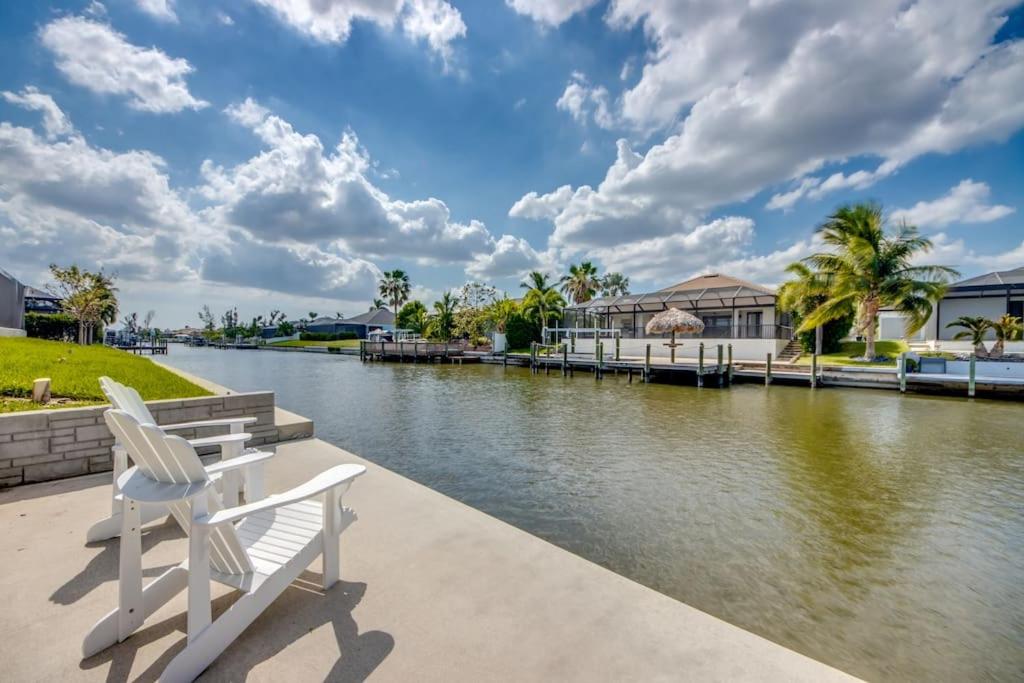 Villa Suntastic by CoralVilla-gulf access, pool&spa