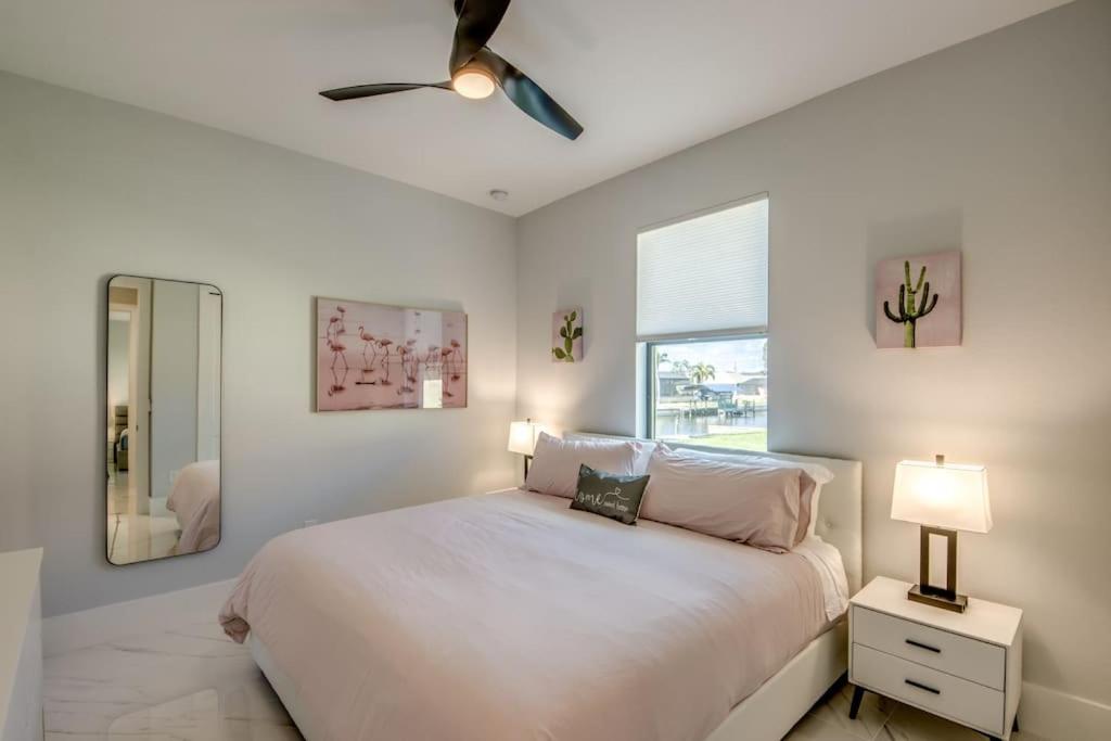 Villa Suntastic by CoralVilla-gulf access, pool&spa